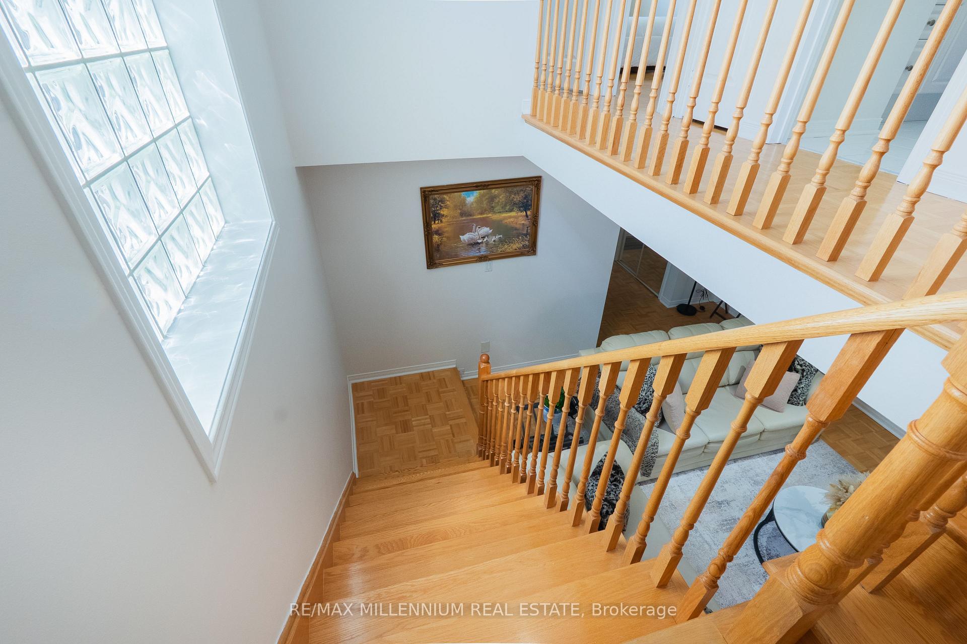 Photo 47 of 90 Ronan Crescent, Vaughan, Sonoma Heights — HOMEH