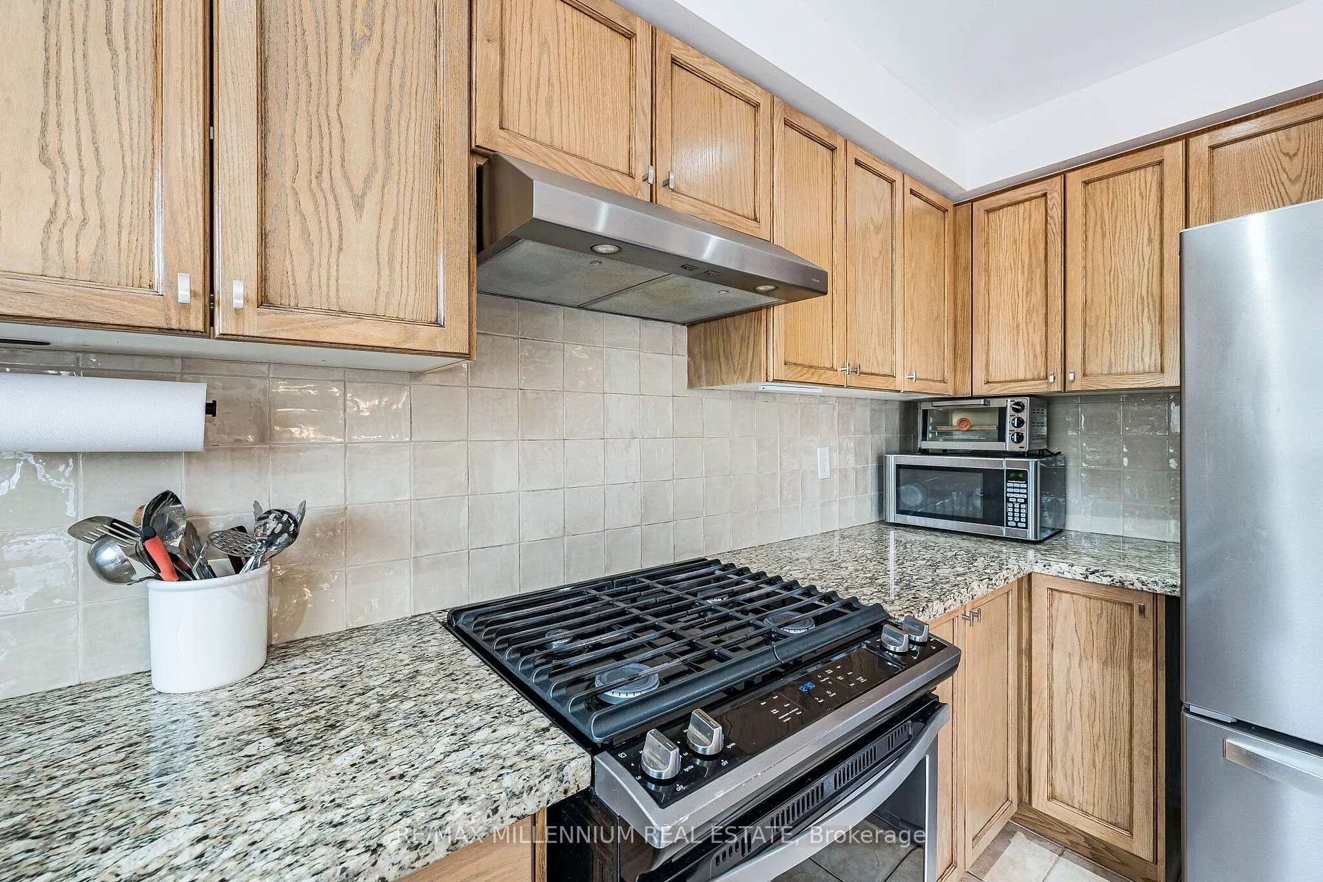 Photo 40 of 90 Ronan Crescent, Vaughan, Sonoma Heights — HOMEH