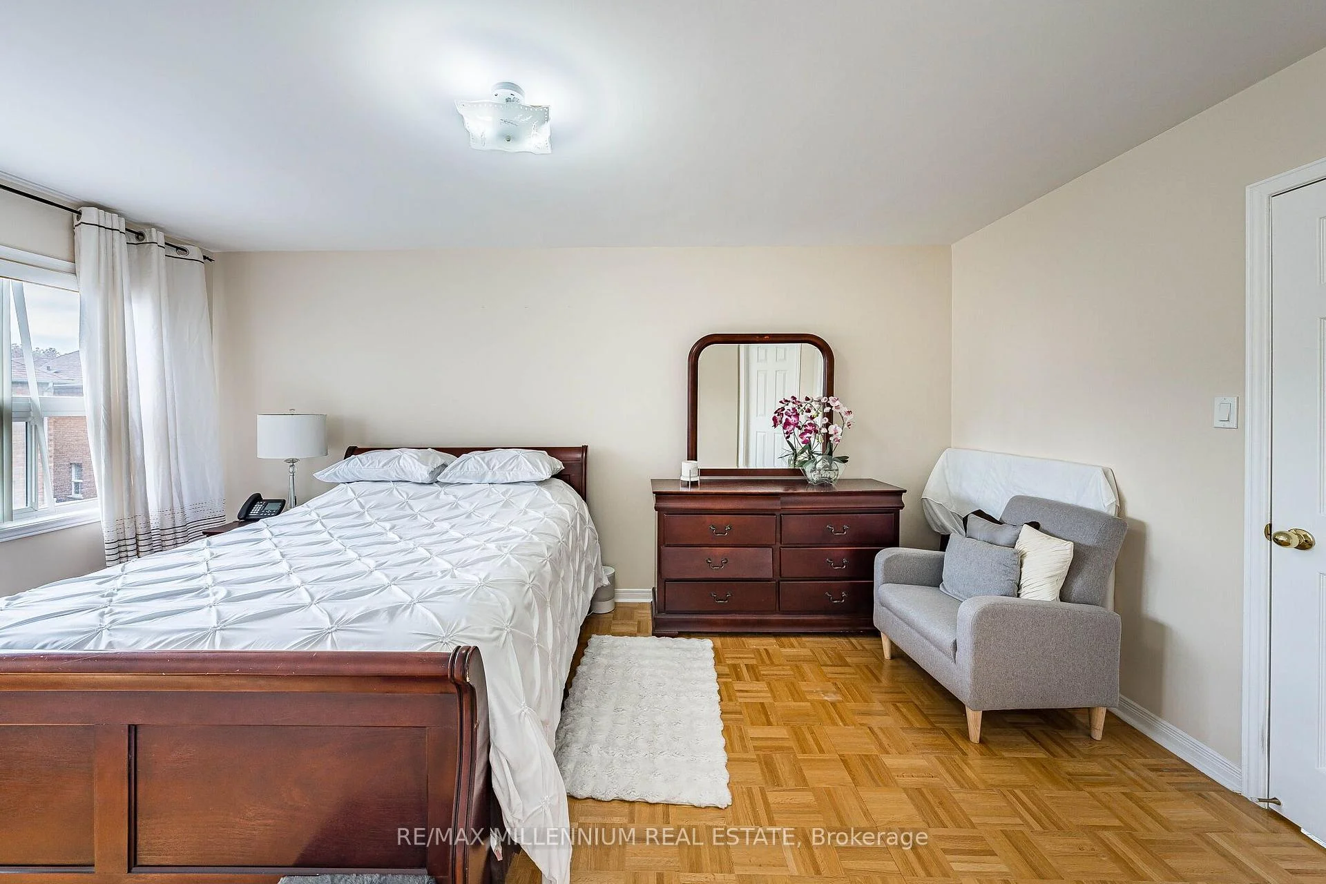 Photo 48 of 90 Ronan Crescent, Vaughan, Sonoma Heights — HOMEH