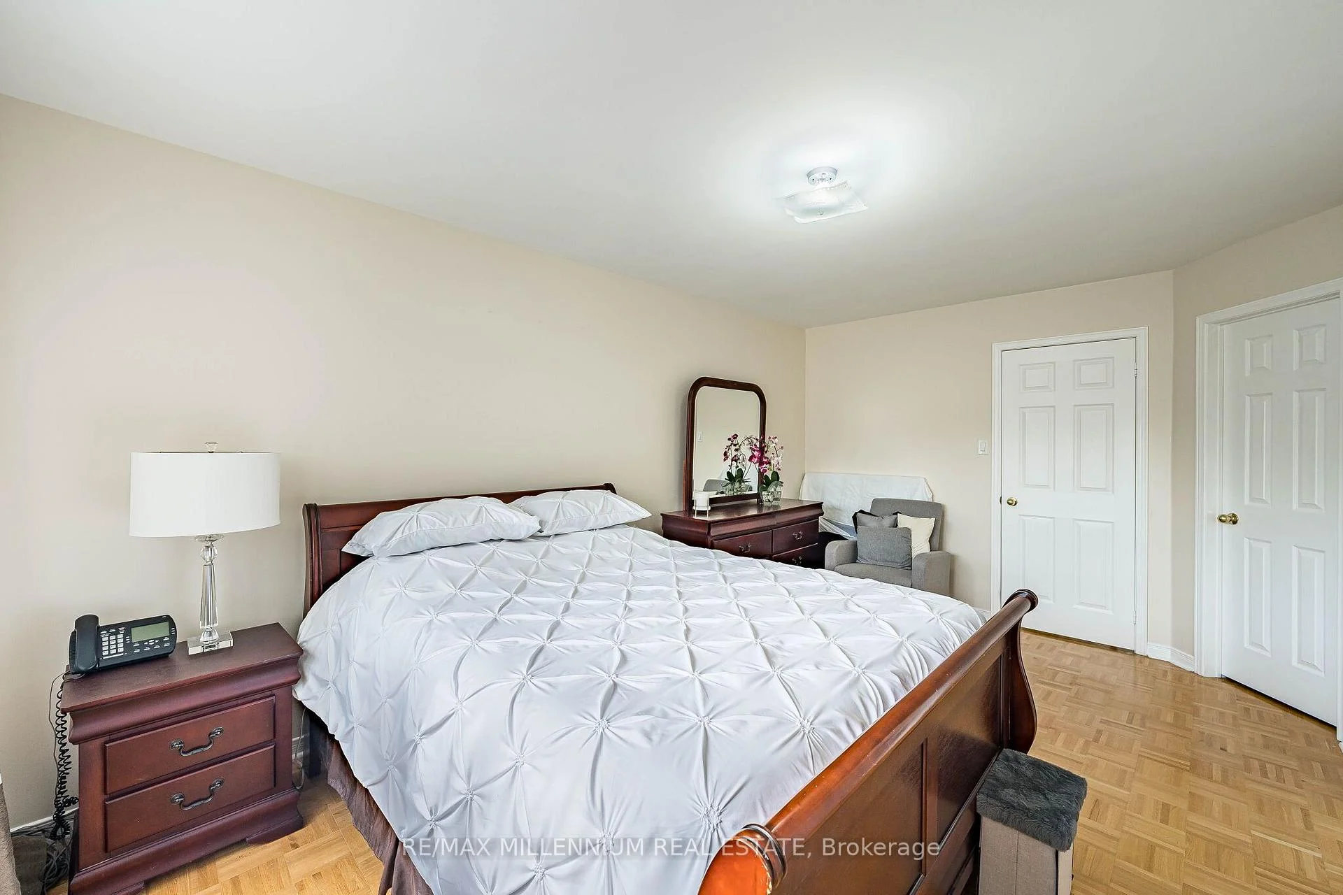 Photo 52 of 90 Ronan Crescent, Vaughan, Sonoma Heights — HOMEH