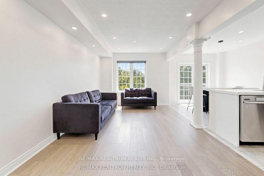Photo 4 of 54 Panama Place, Brampton, Bram East — HOMEH