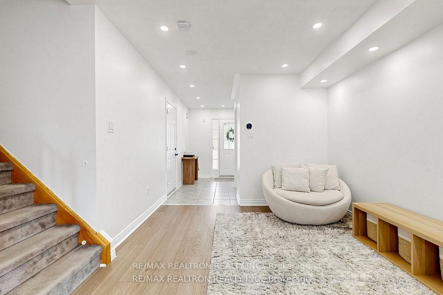 Photo 14 of 54 Panama Place, Brampton, Bram East — HOMEH
