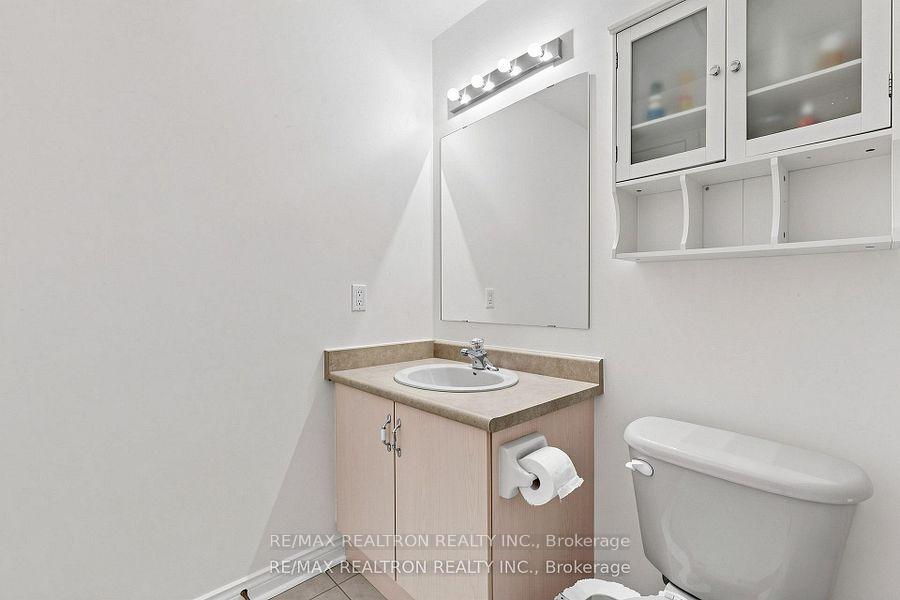 Photo 31 of 54 Panama Place, Brampton, Bram East — HOMEH