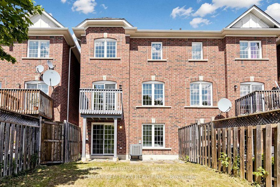 Photo 43 of 54 Panama Place, Brampton, Bram East — HOMEH