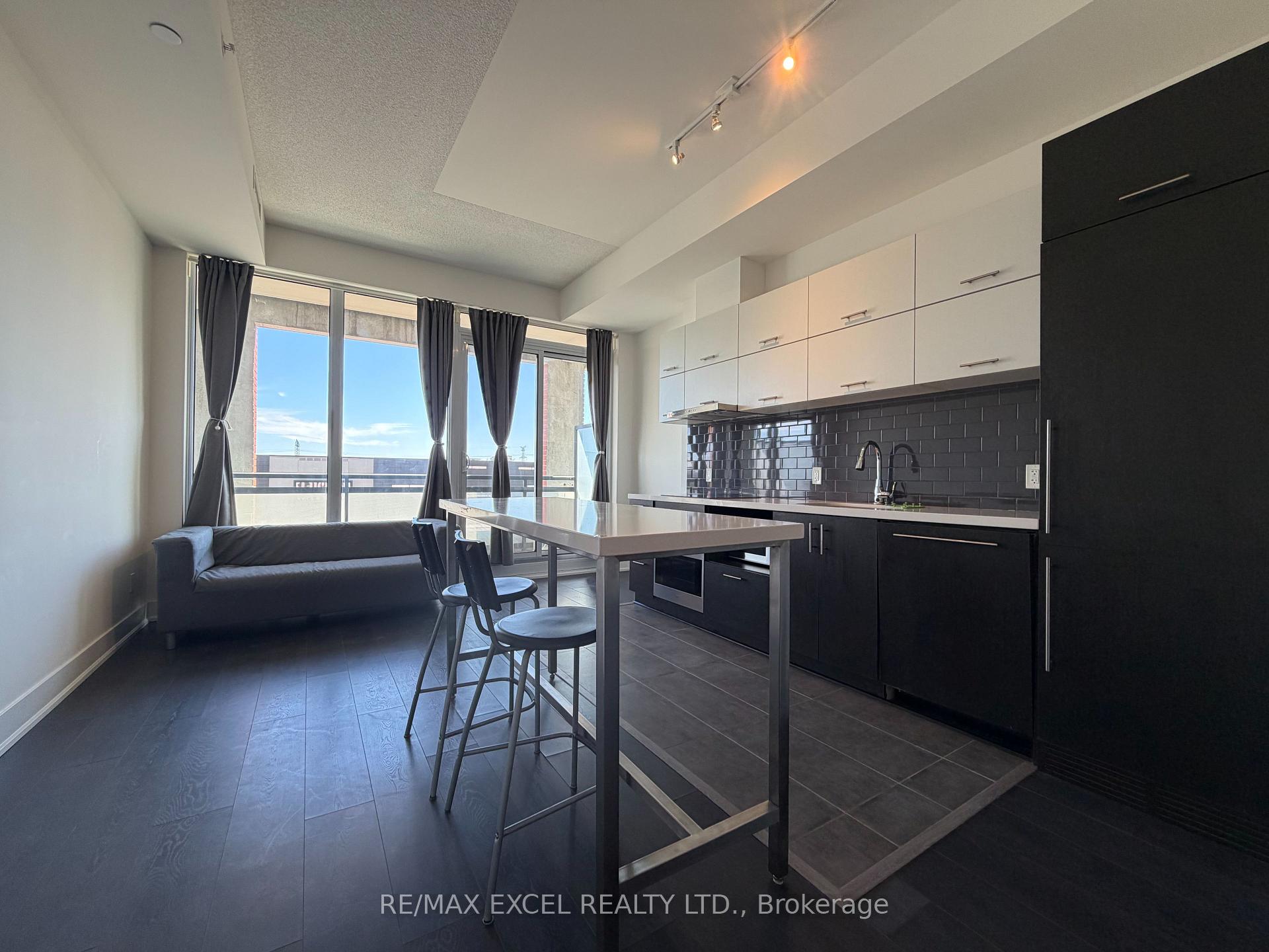 Photo 5 of Unit 512, 180 Enterprise Boulevard, Markham, Unionville — HOMEH