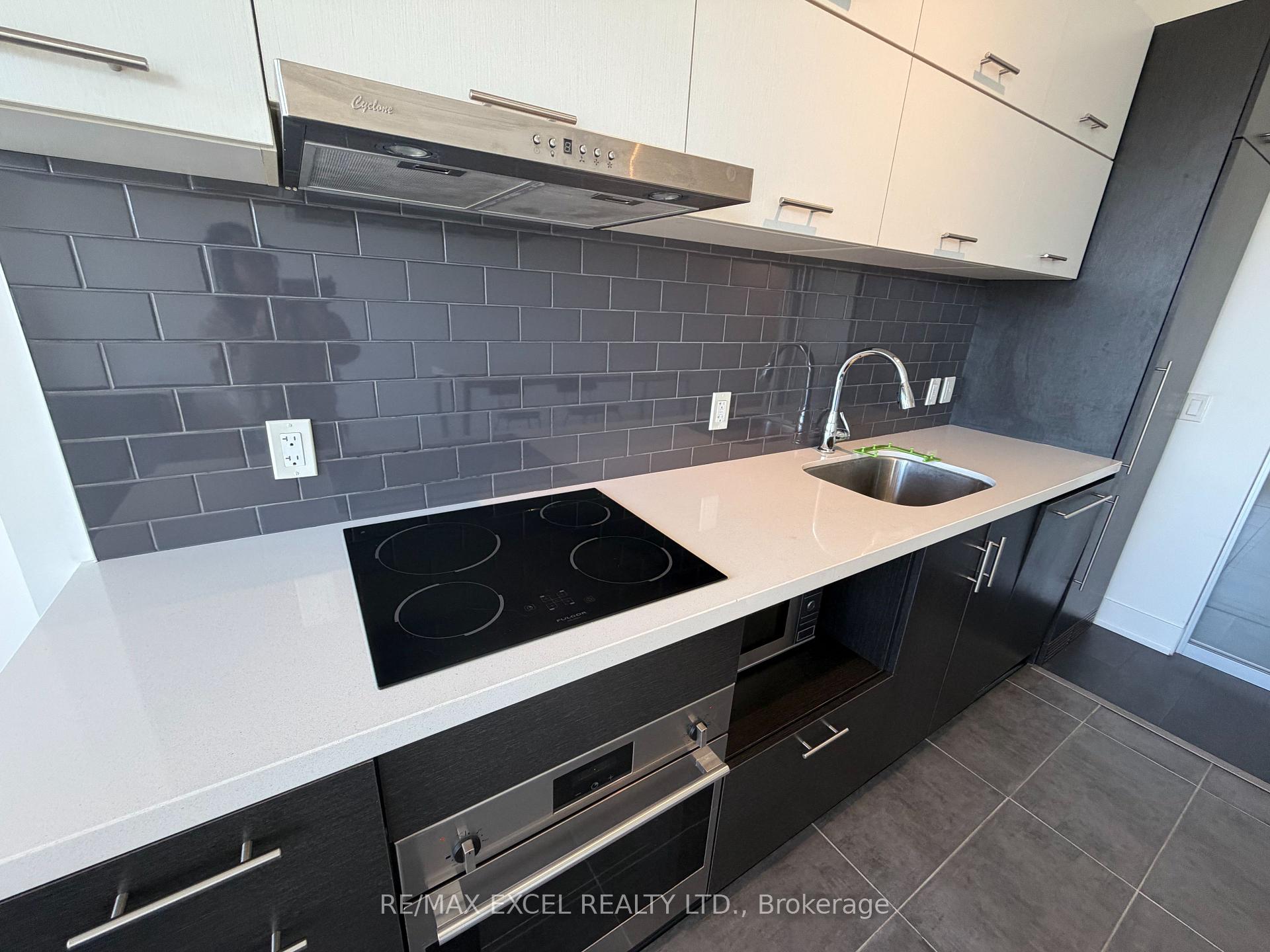 Photo 15 of Unit 512, 180 Enterprise Boulevard, Markham, Unionville — HOMEH