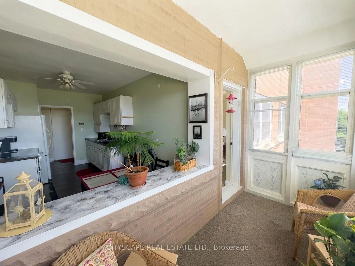 Photo of Unit 25, 824 Brant Street