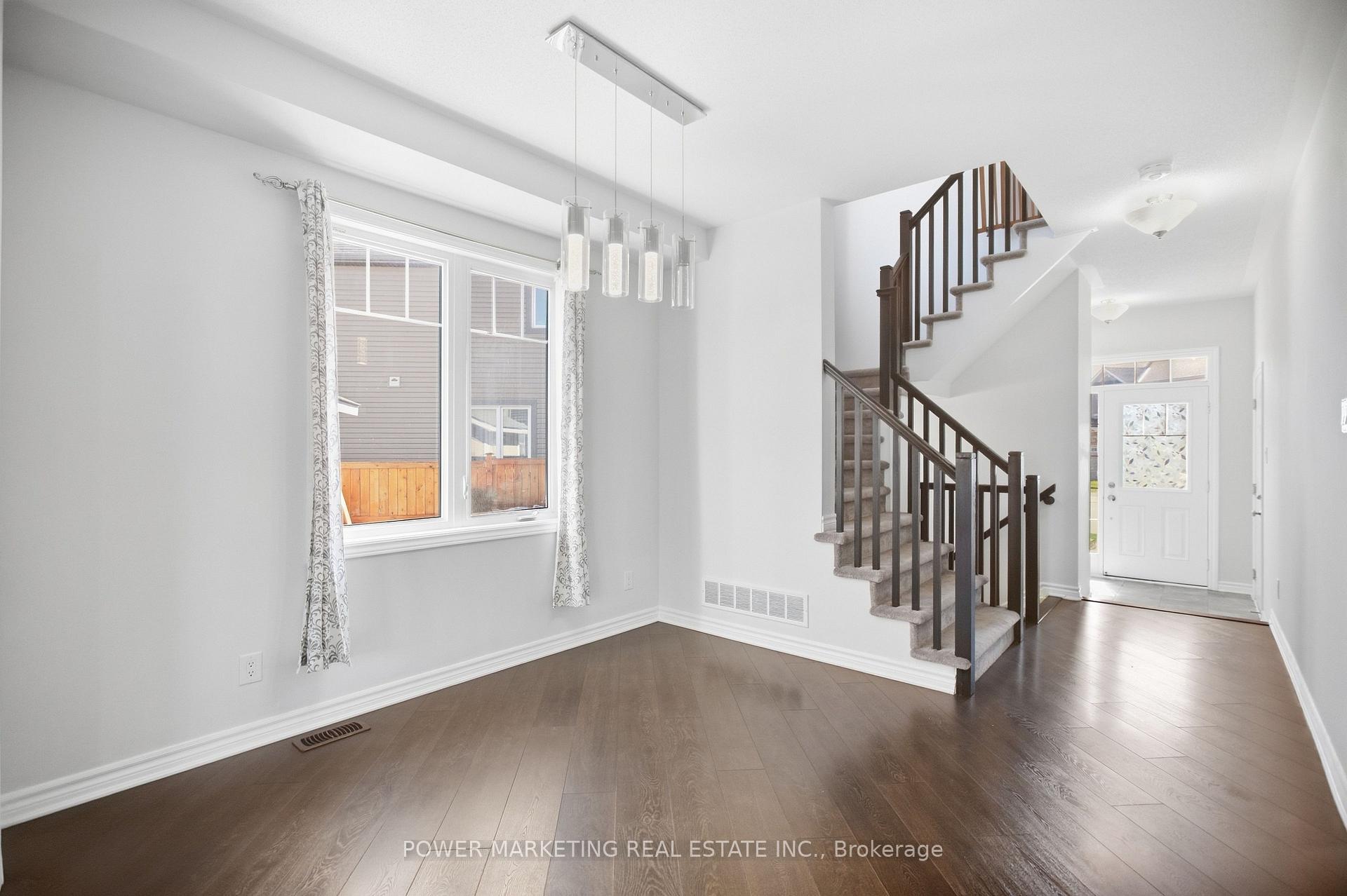 Photo 9 of 618 Monardia Way, Ottawa, Avalon West — HOMEH