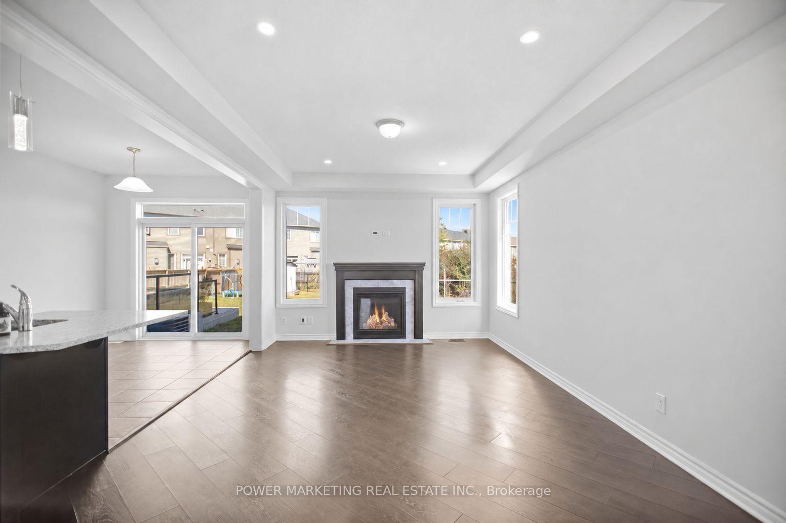 Photo 10 of 618 Monardia Way, Ottawa, Avalon West — HOMEH