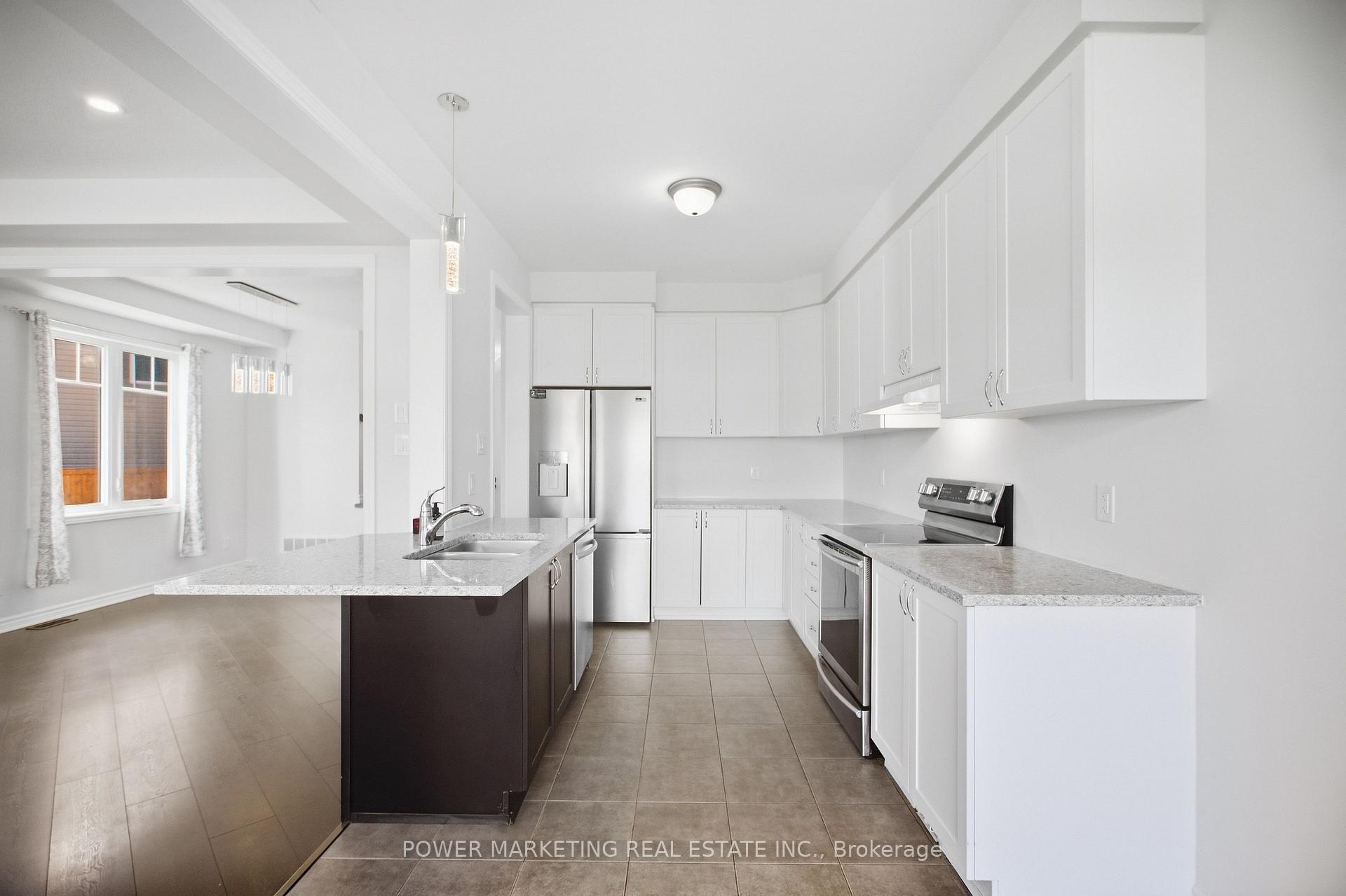 Photo 13 of 618 Monardia Way, Ottawa, Avalon West — HOMEH