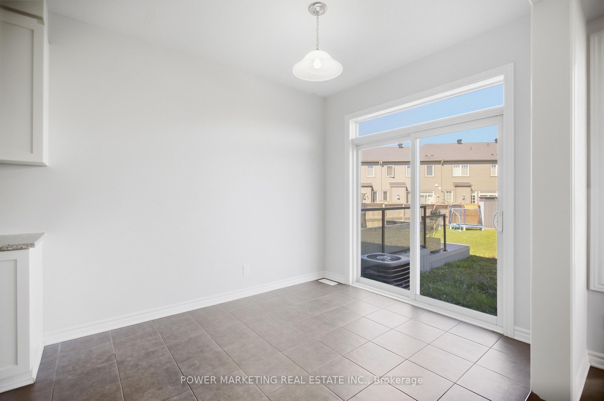 Photo 16 of 618 Monardia Way, Ottawa, Avalon West — HOMEH