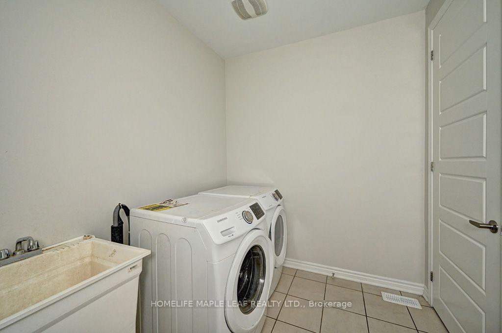 Photo 15 of 236 Ridge Road, Cambridge, Hagey — HOMEH