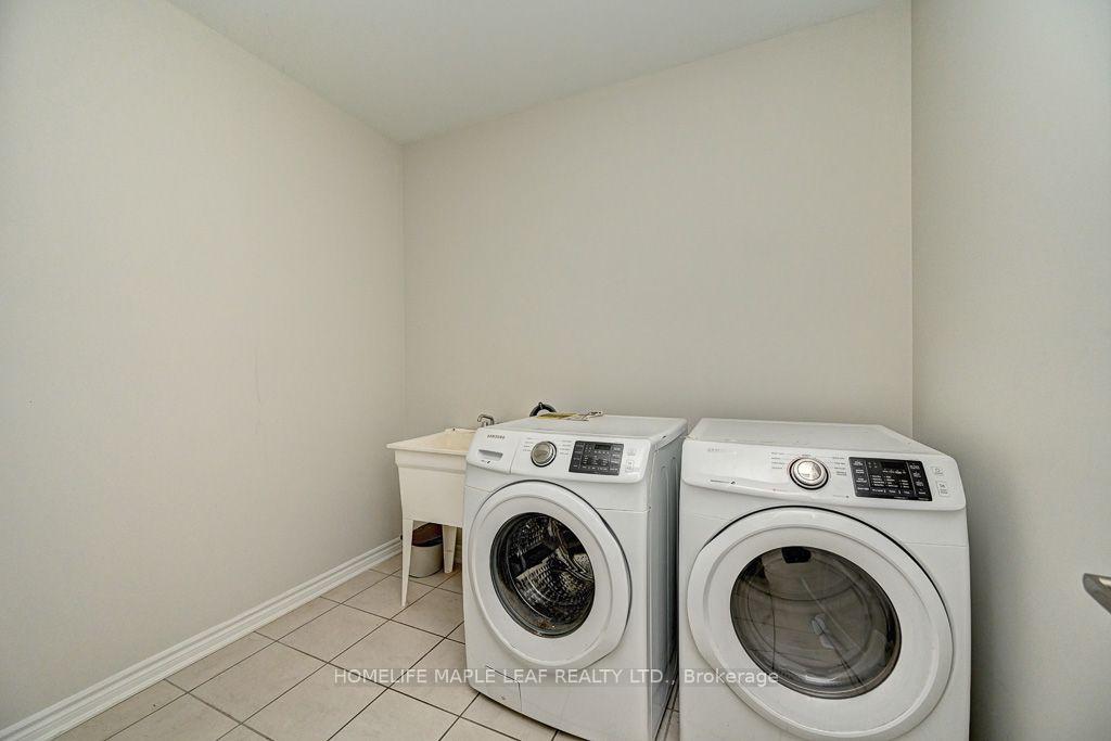 Photo 16 of 236 Ridge Road, Cambridge, Hagey — HOMEH