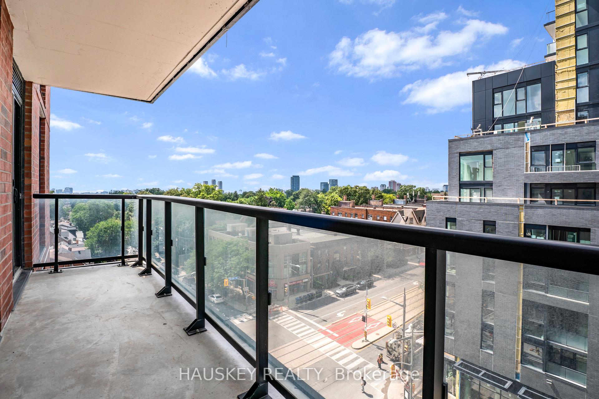Photo 22 of Unit 707, 185 Alberta Avenue, Toronto, Oakwood Village — HOMEH