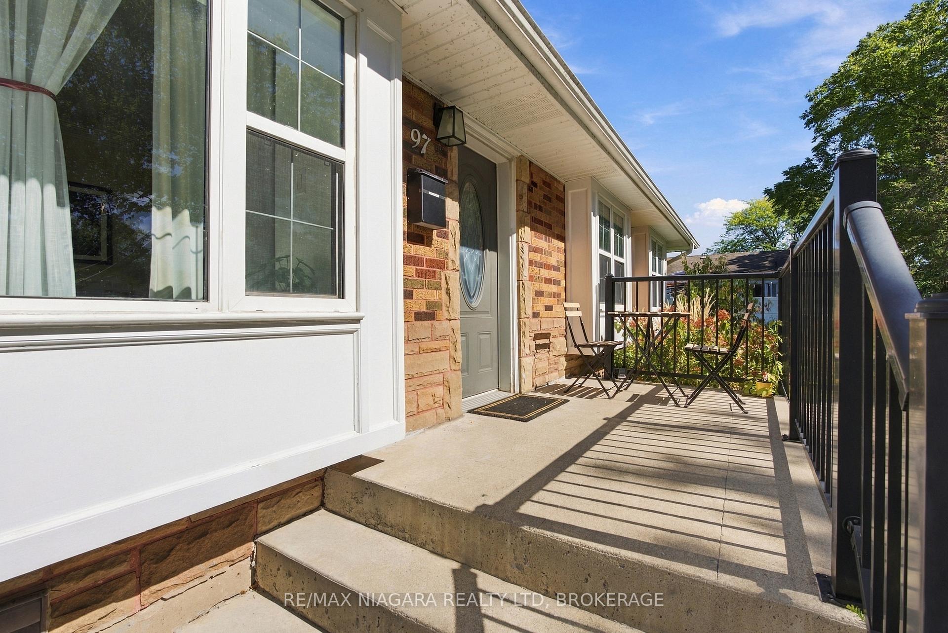 Photo 4 of 97 Glendale Avenue, St. Catharines, Glendale/Glenridge — HOMEH