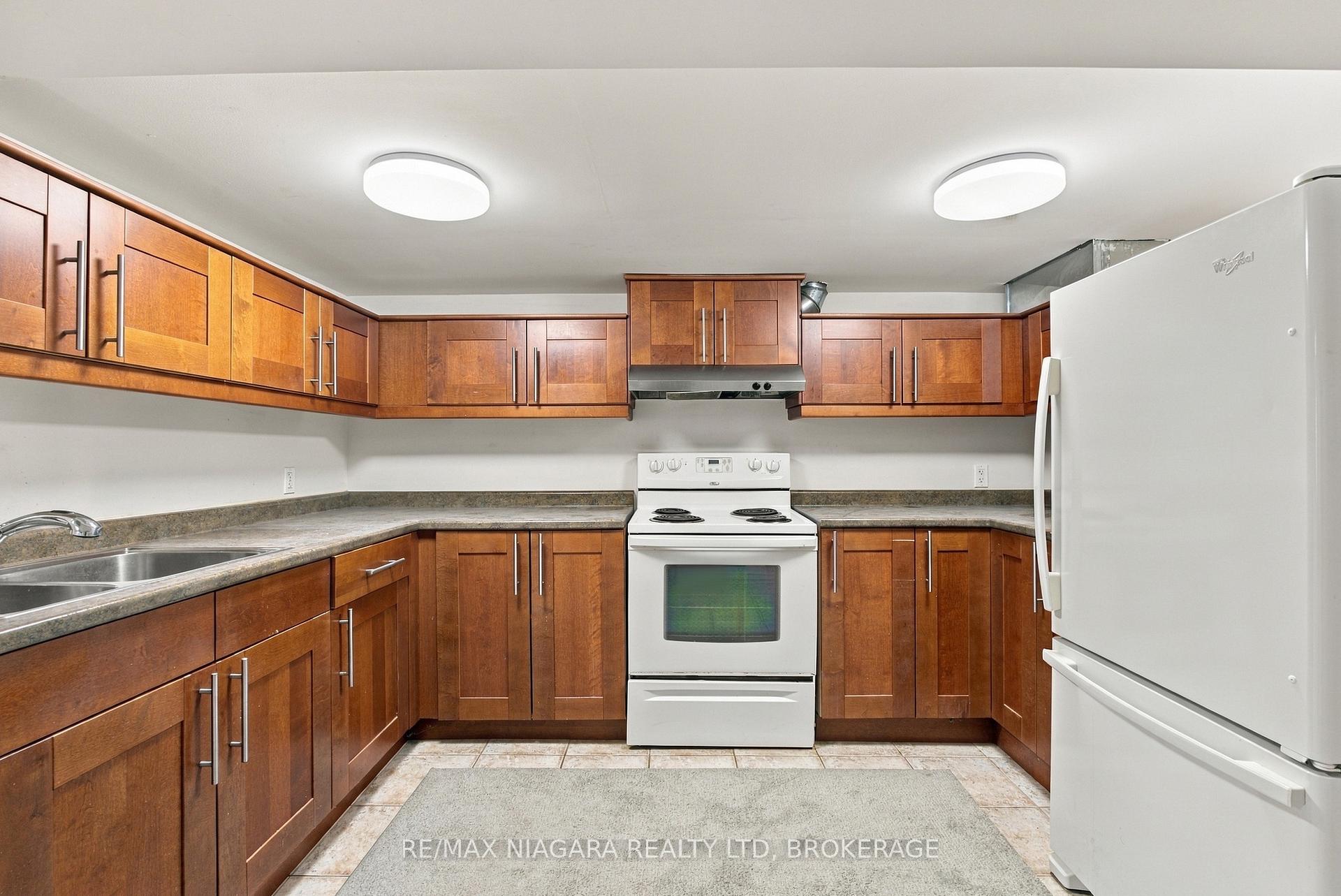 Photo 27 of 97 Glendale Avenue, St. Catharines, Glendale/Glenridge — HOMEH