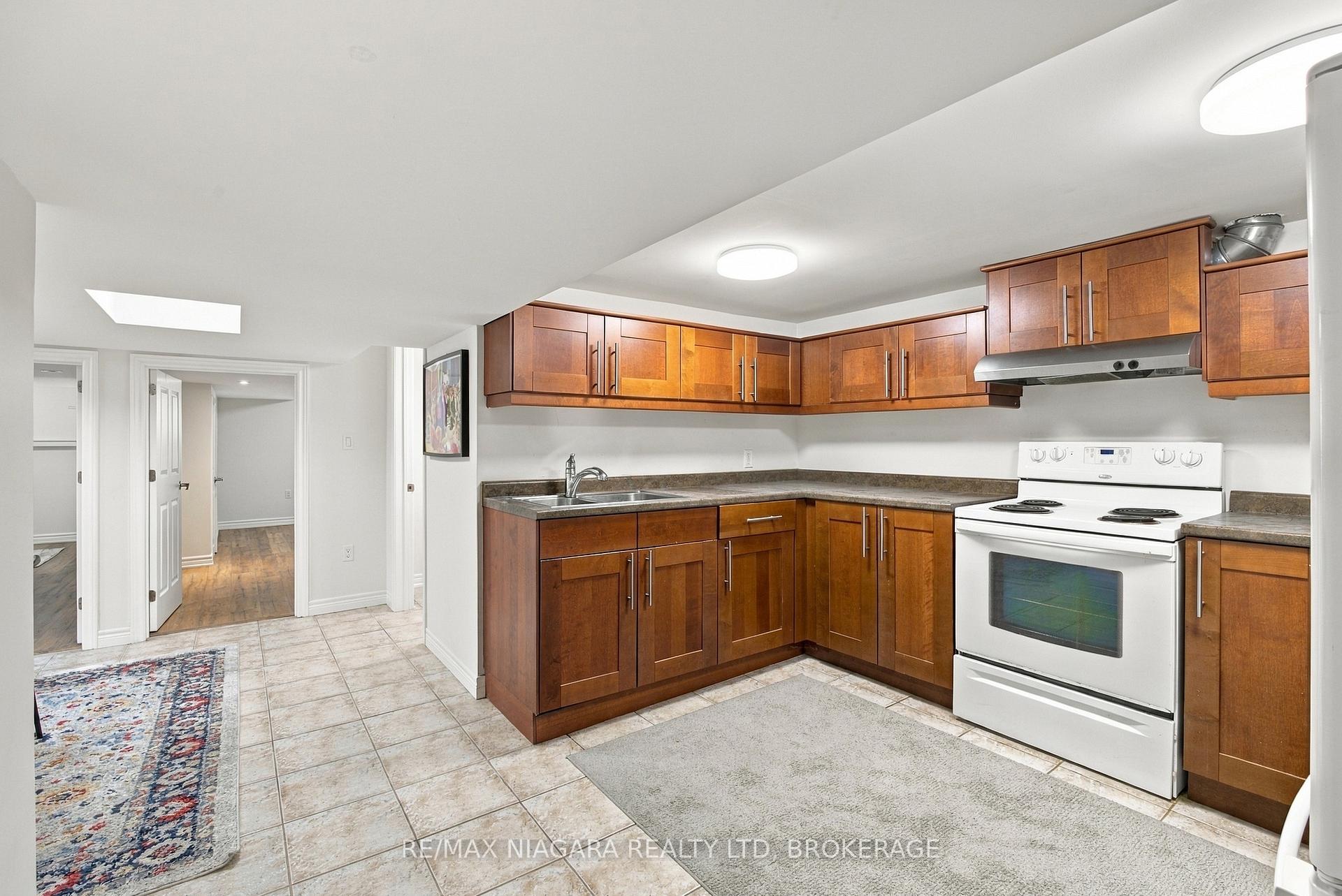 Photo 28 of 97 Glendale Avenue, St. Catharines, Glendale/Glenridge — HOMEH