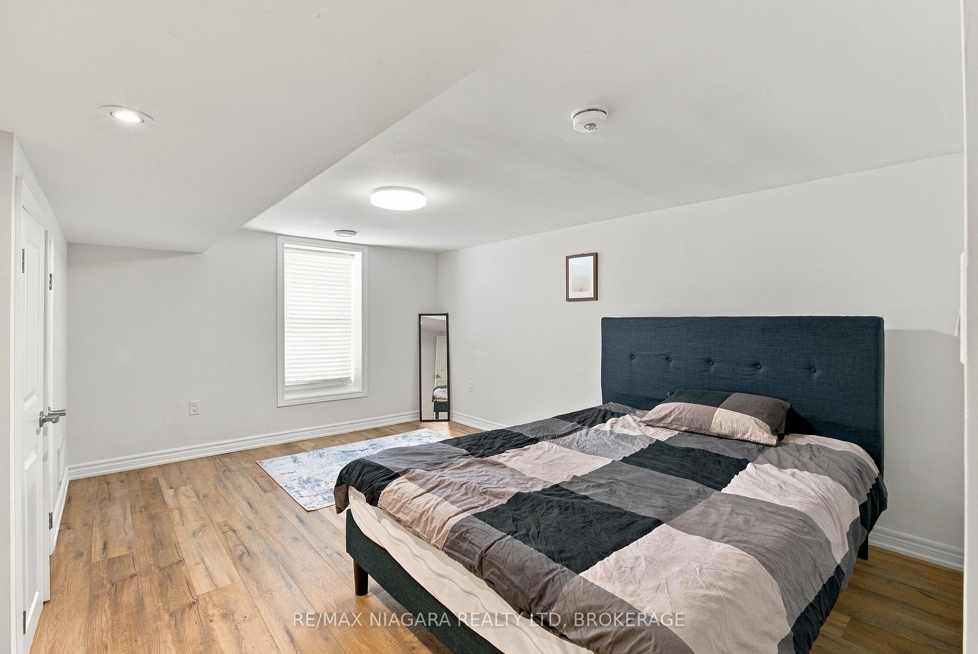 Photo 31 of 97 Glendale Avenue, St. Catharines, Glendale/Glenridge — HOMEH
