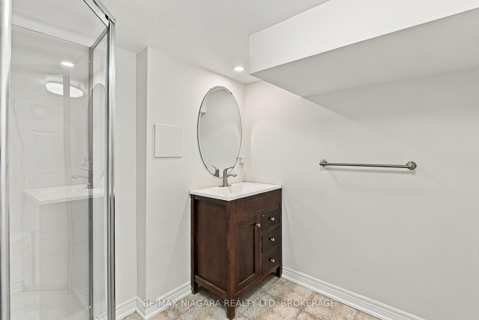 Photo 35 of 97 Glendale Avenue, St. Catharines, Glendale/Glenridge — HOMEH