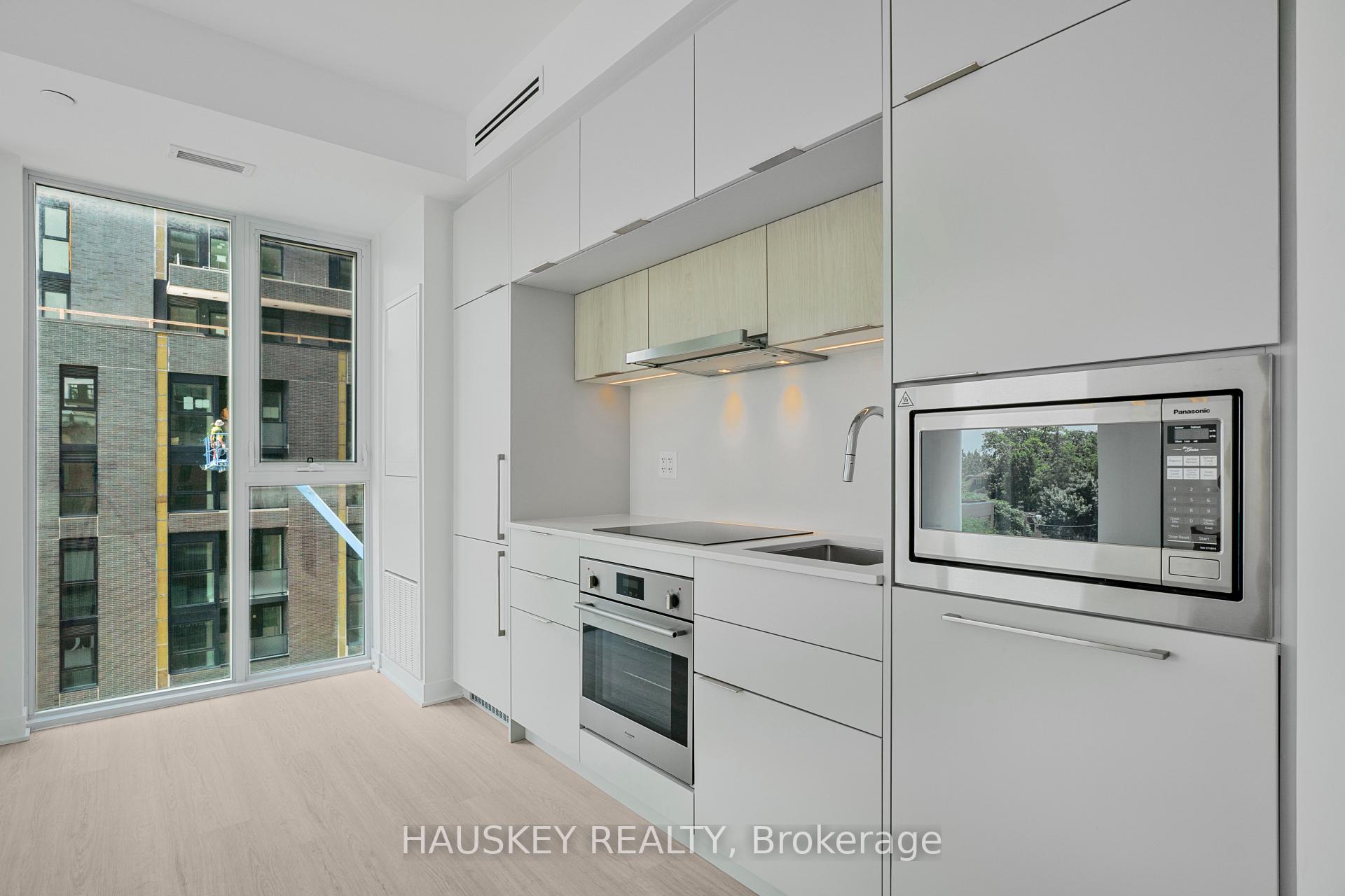 Photo 13 of Unit 508, 185 Alberta Avenue, Toronto, Oakwood Village — HOMEH