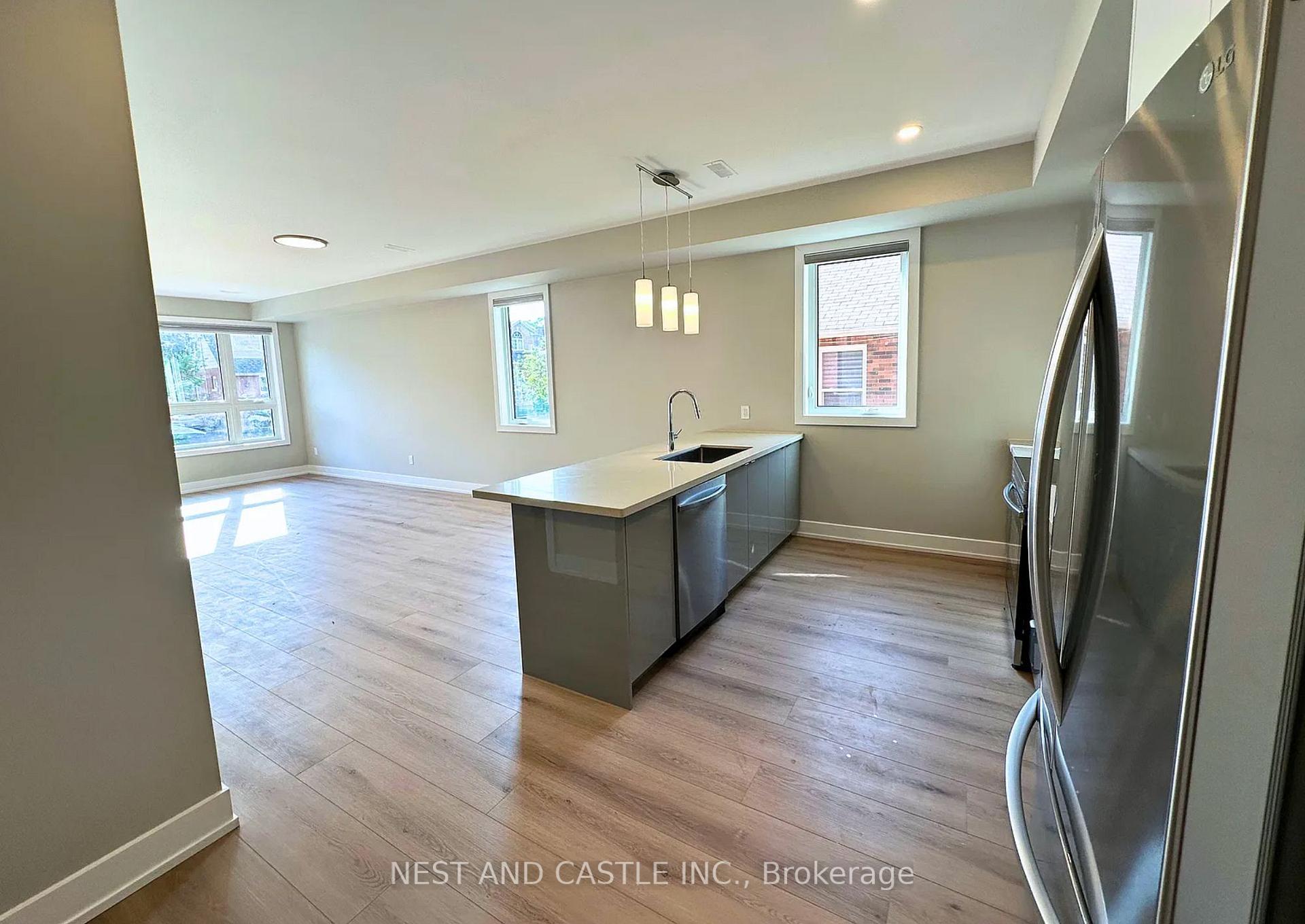 Photo 5 of Unit 2, 20 West Street, Brampton, Downtown Brampton — HOMEH