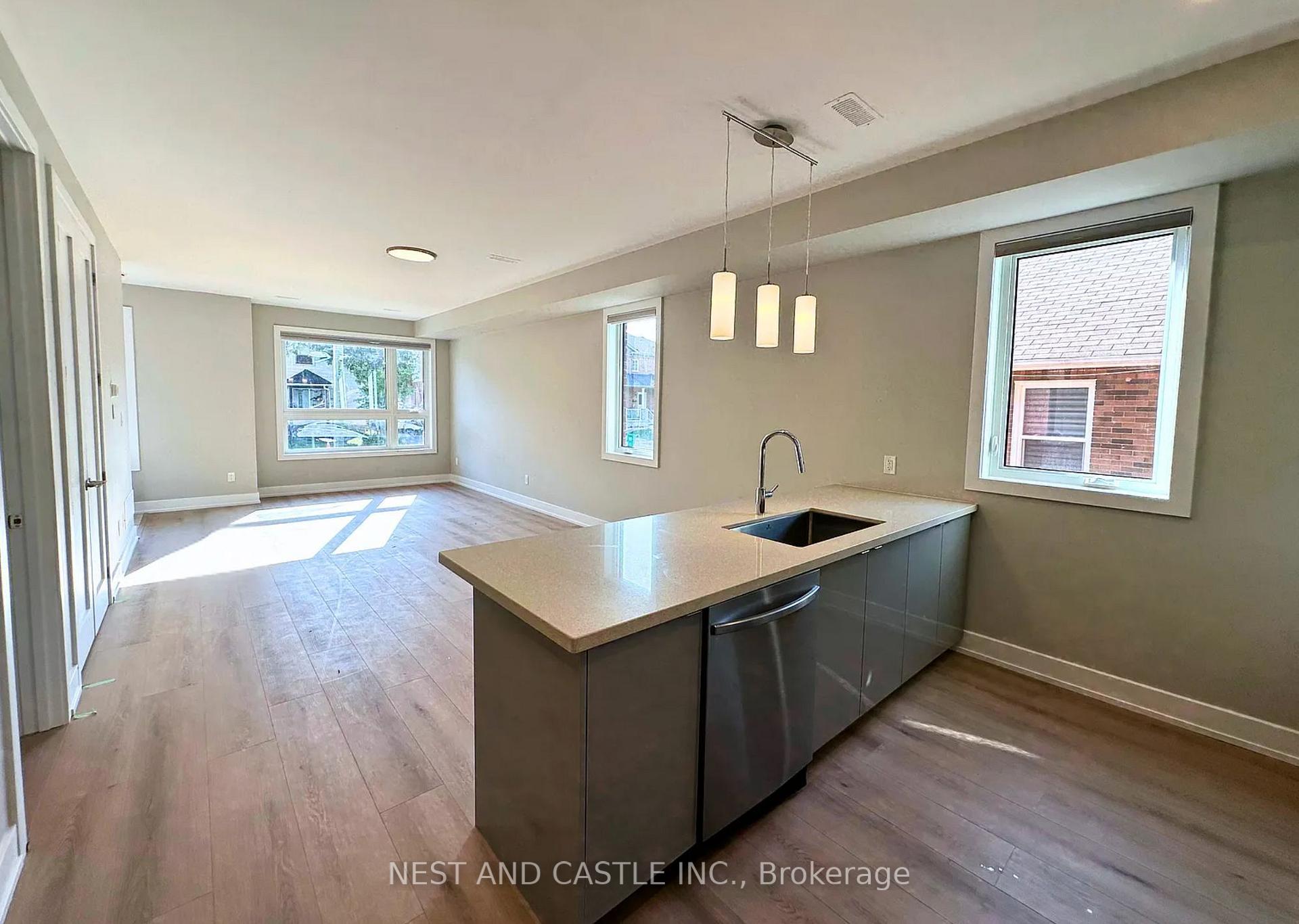 Photo 6 of Unit 2, 20 West Street, Brampton, Downtown Brampton — HOMEH