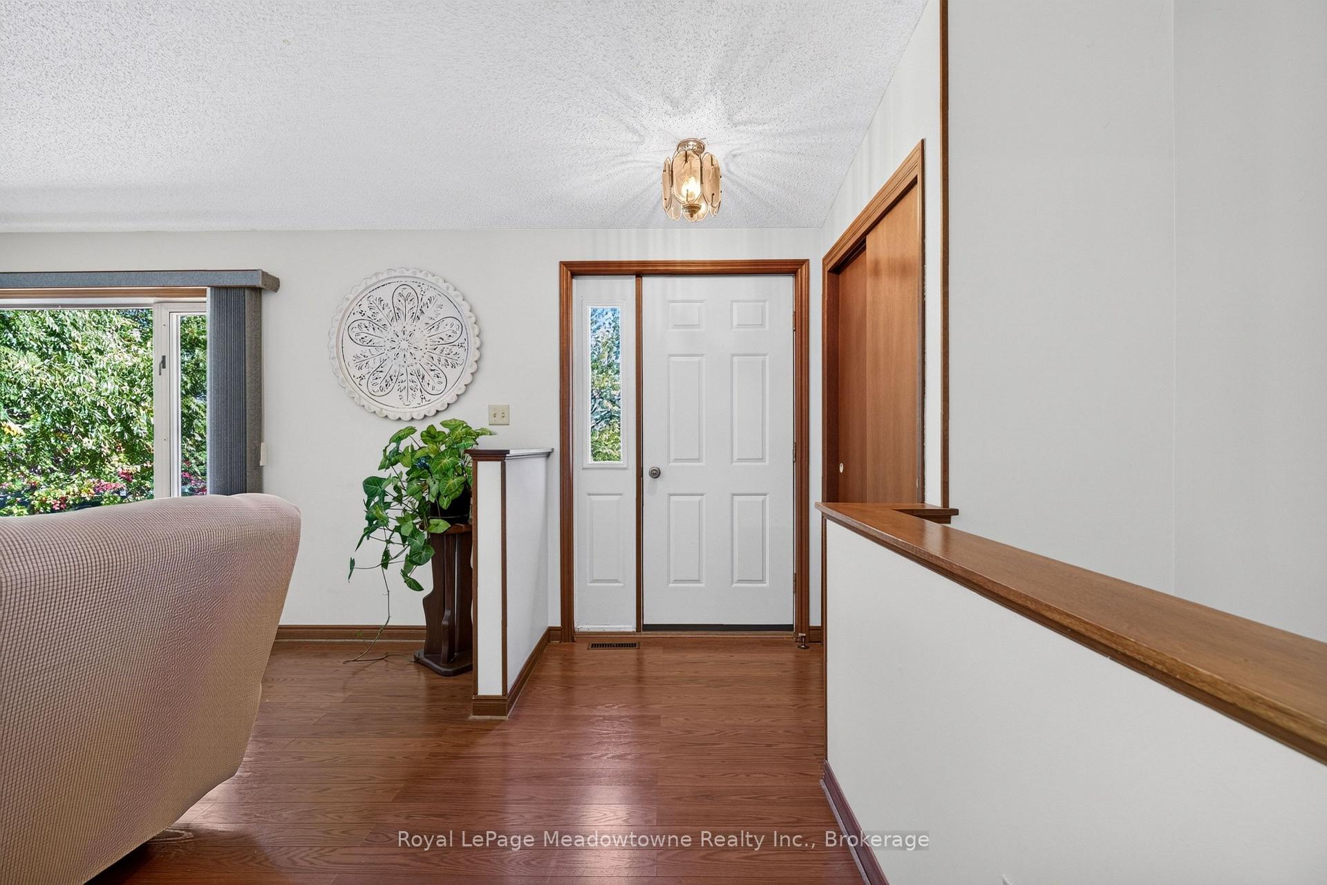 Photo 4 of 4095 20 Side Road, Milton, Rural Nassagaweya — HOMEH