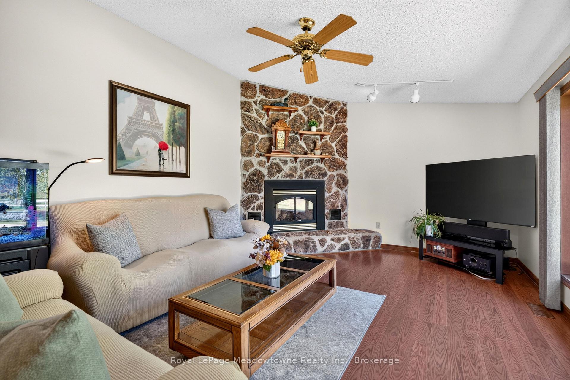 Photo 5 of 4095 20 Side Road, Milton, Rural Nassagaweya — HOMEH