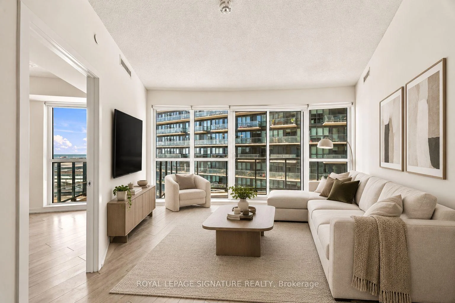 Photo 1 of Unit 1107, 49 East Liberty Street, Toronto, Niagara — HOMEH