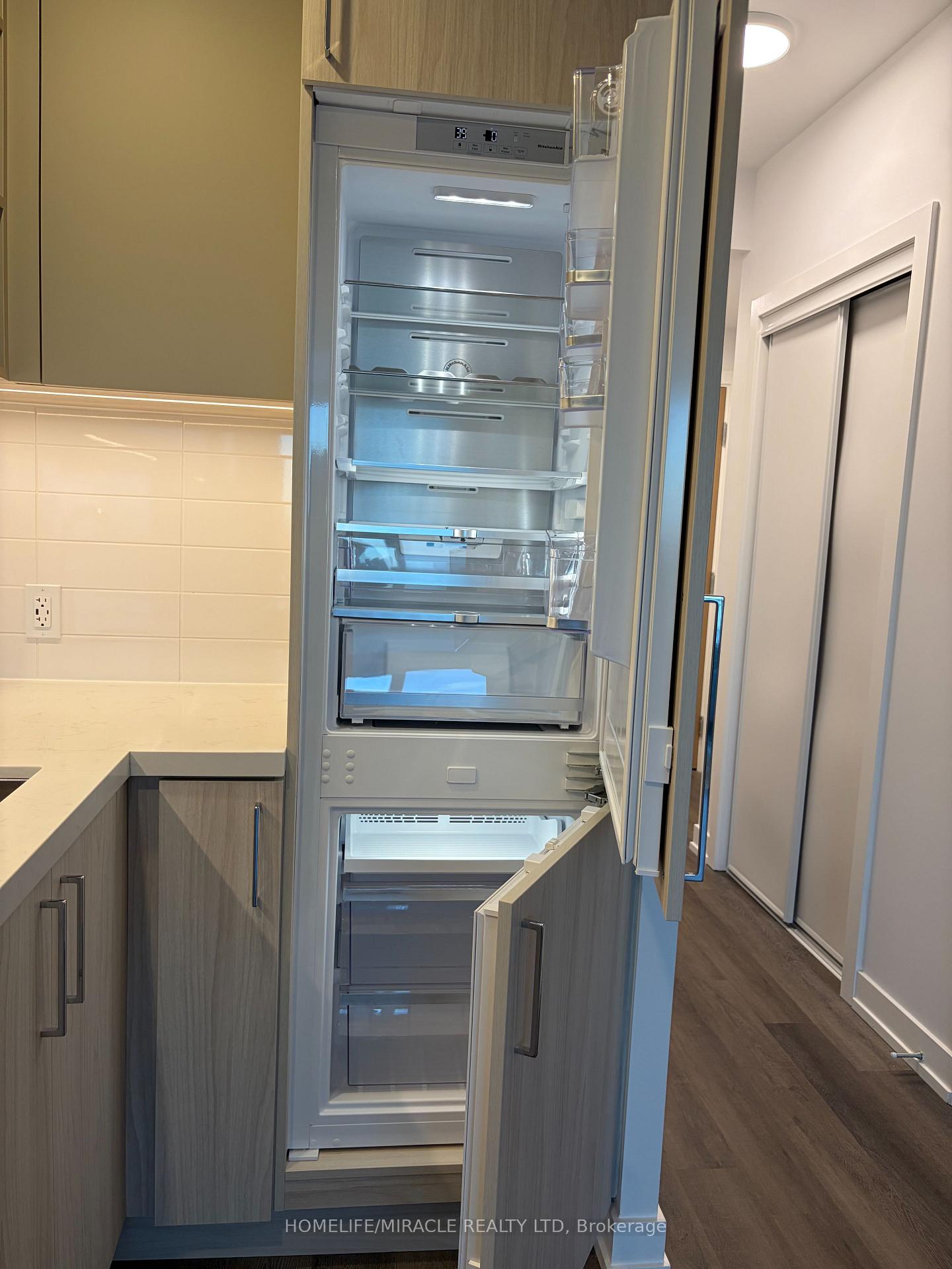Photo 16 of Unit 1209, 21 Meadowdale Road, Vaughan, Concord — HOMEH