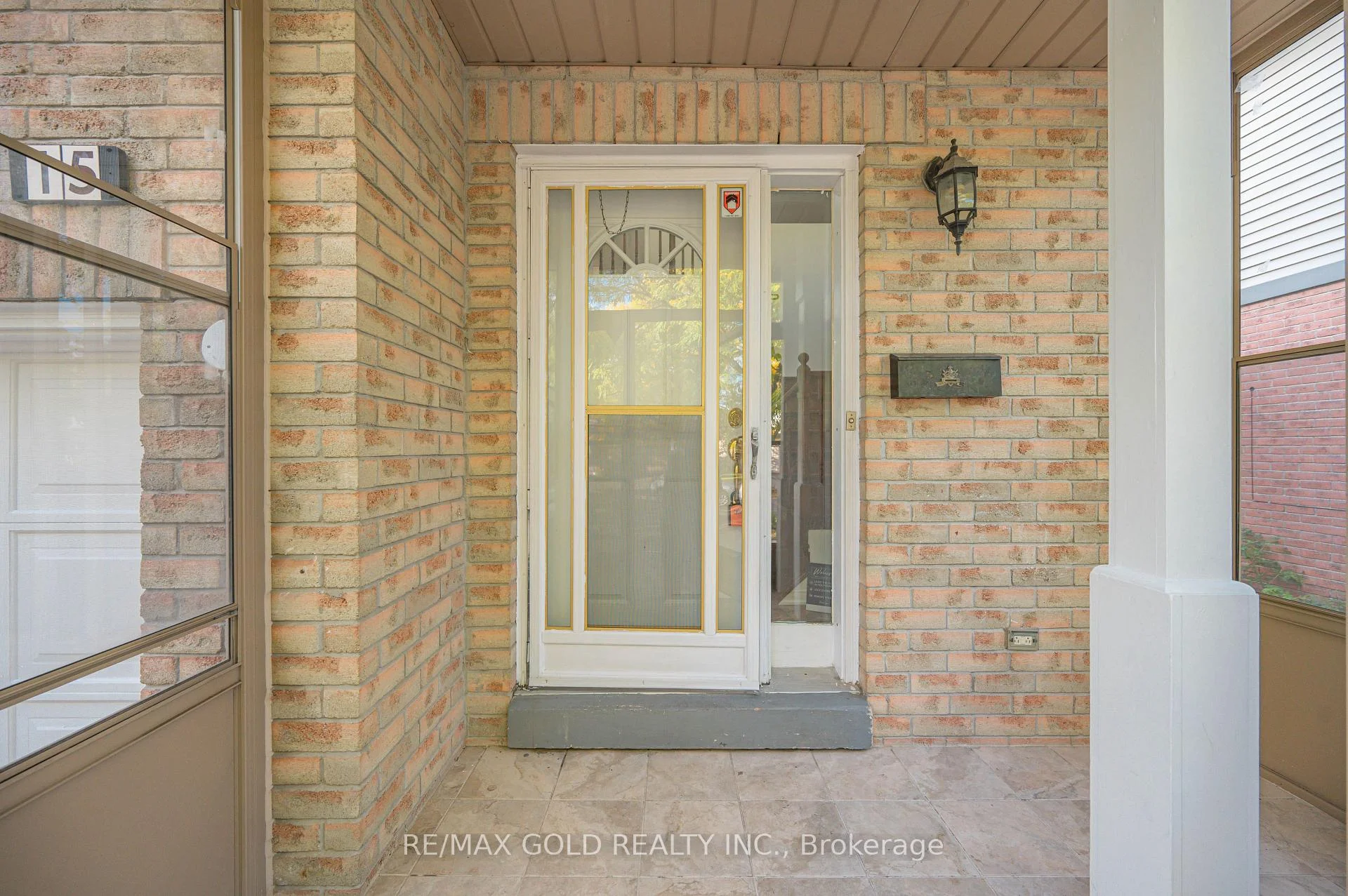 Photo 5 of 15 Amazon Court, Brampton, Sandringham-Wellington — HOMEH