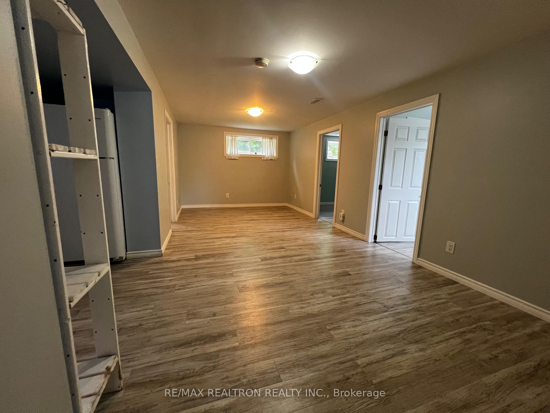 Photo 7 of Unit LOWER, 244 St Vincent Street, Barrie, Grove East — HOMEH