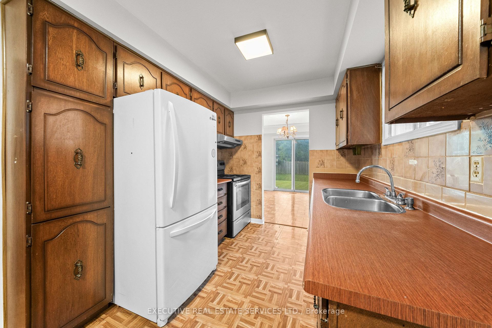 Photo 12 of 76 Lionhead Trail, Scarborough, Rouge — HOMEH