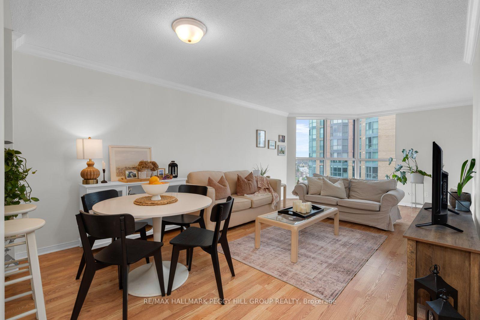 Photo 3 of Unit 904, 150 Dunlop Street E, Barrie, City Centre — HOMEH