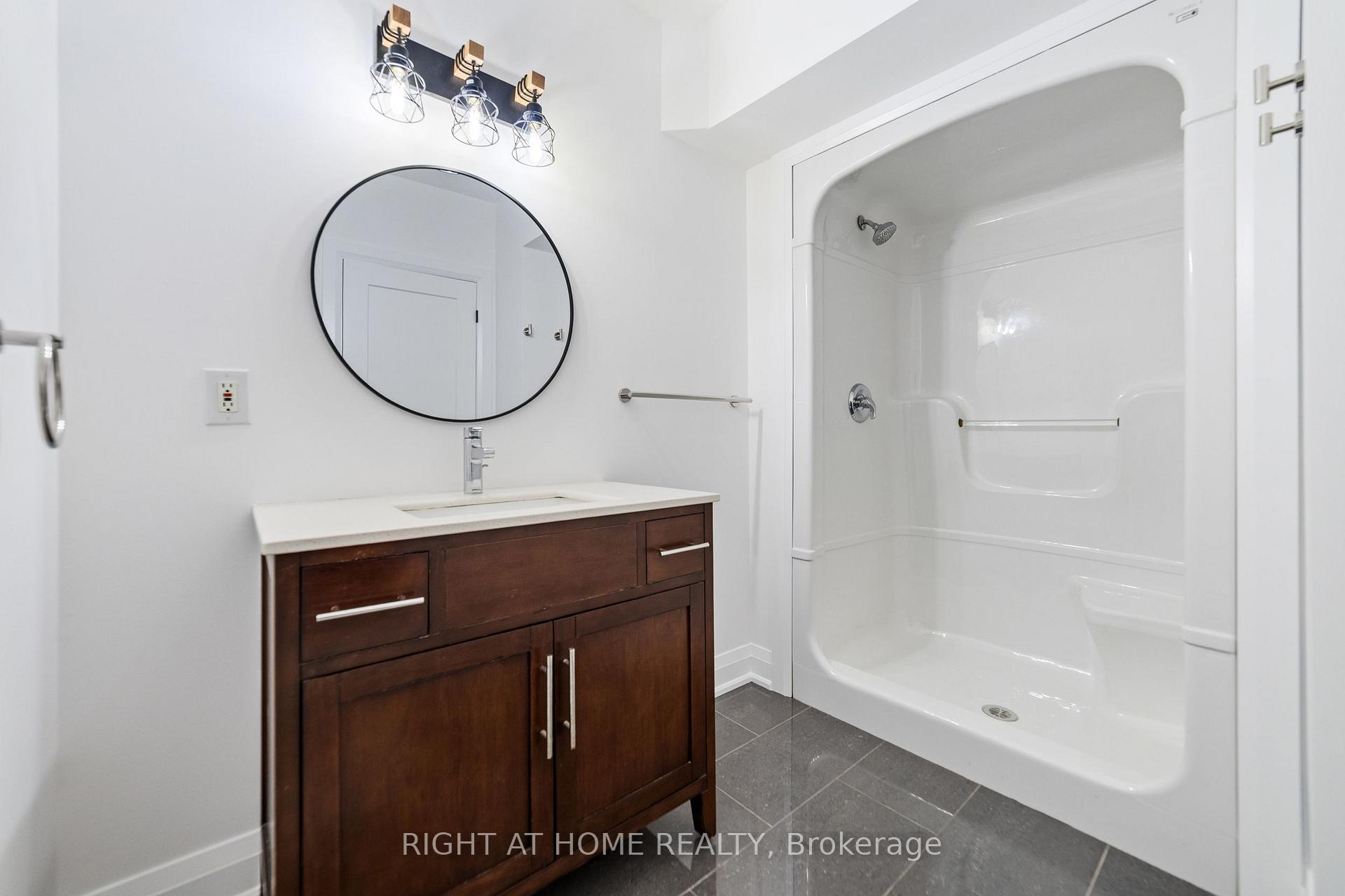 Photo 30 of 515 Hamilton Drive, Hamilton, Ancaster — HOMEH