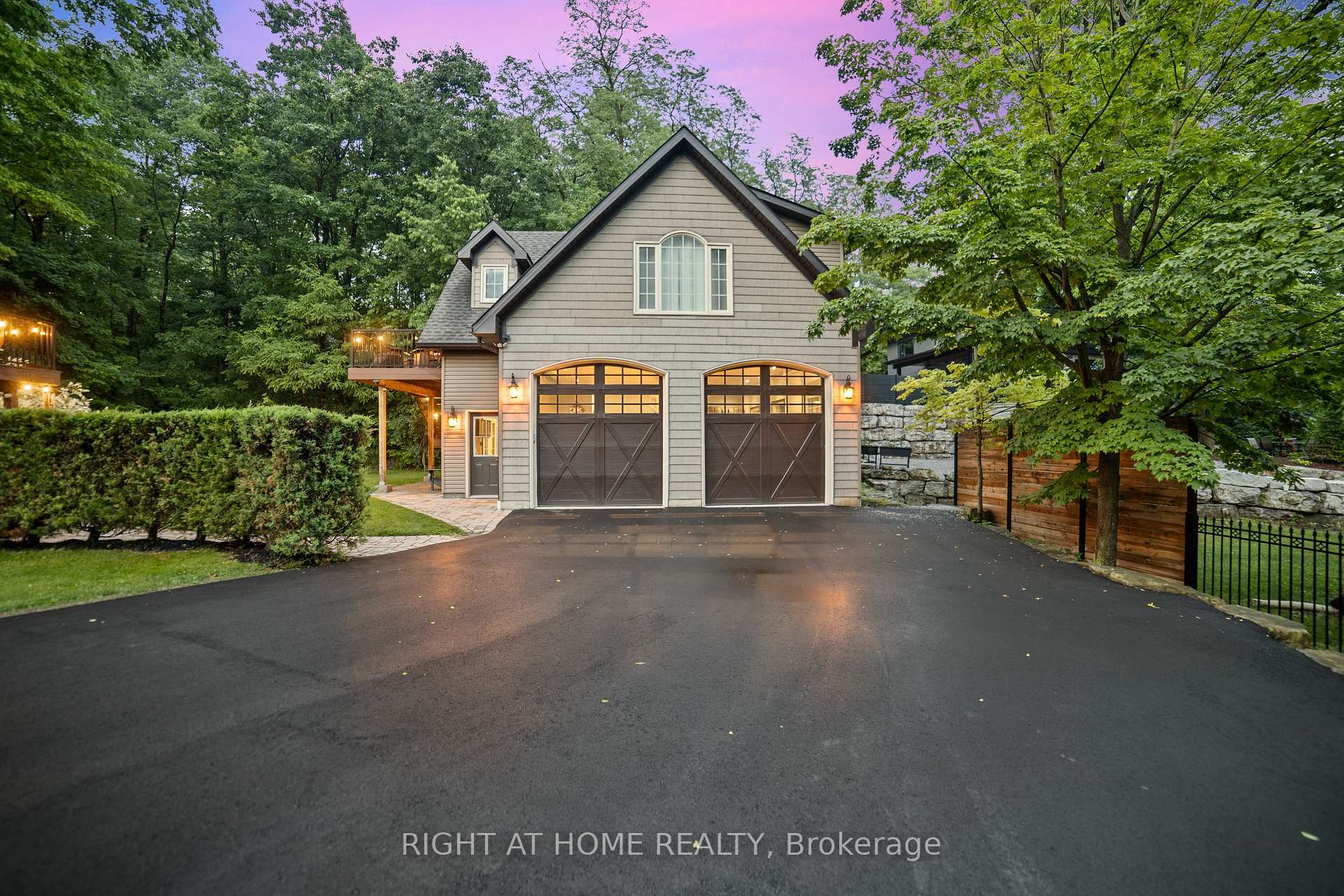 Photo 37 of 515 Hamilton Drive, Hamilton, Ancaster — HOMEH