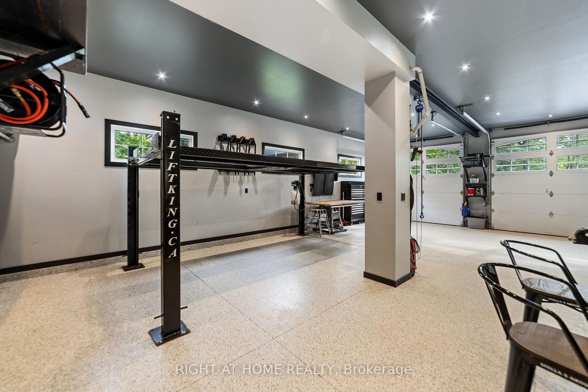 Photo 46 of 515 Hamilton Drive, Hamilton, Ancaster — HOMEH