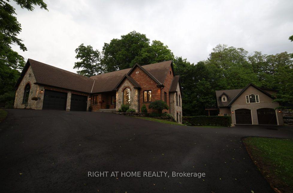 Photo 54 of 515 Hamilton Drive, Hamilton, Ancaster — HOMEH