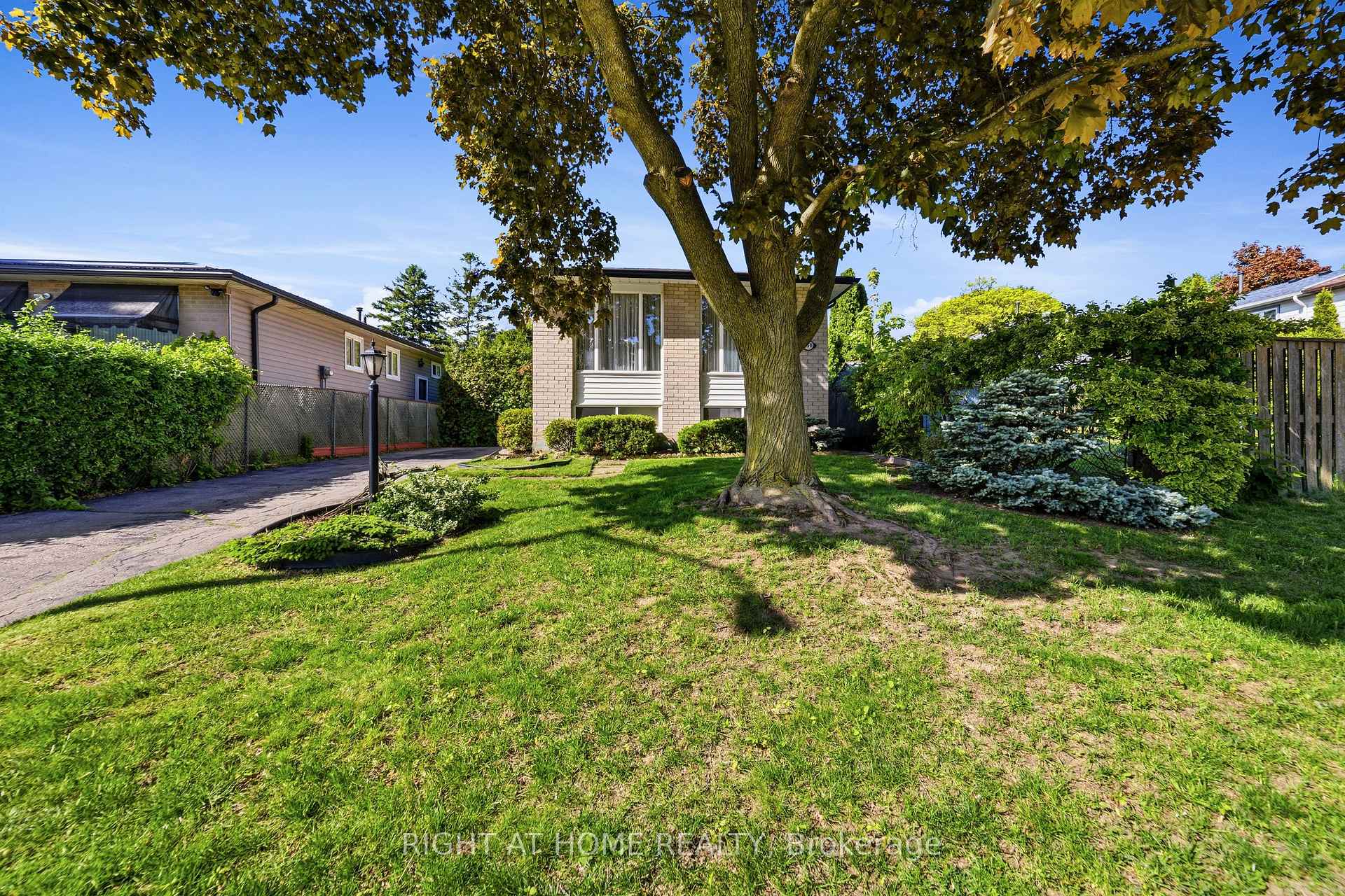 Photo of 450 Brigadoon Drive