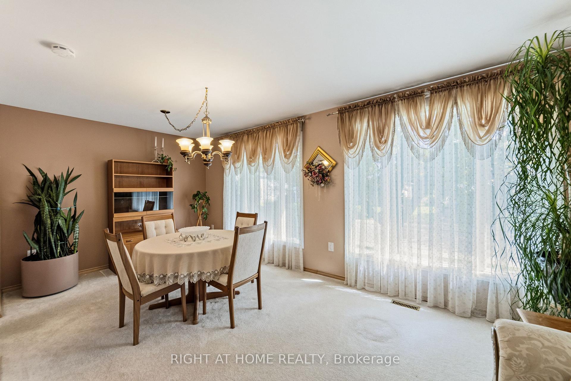 Photo 7 of 450 Brigadoon Drive, Hamilton, Gourley — HOMEH