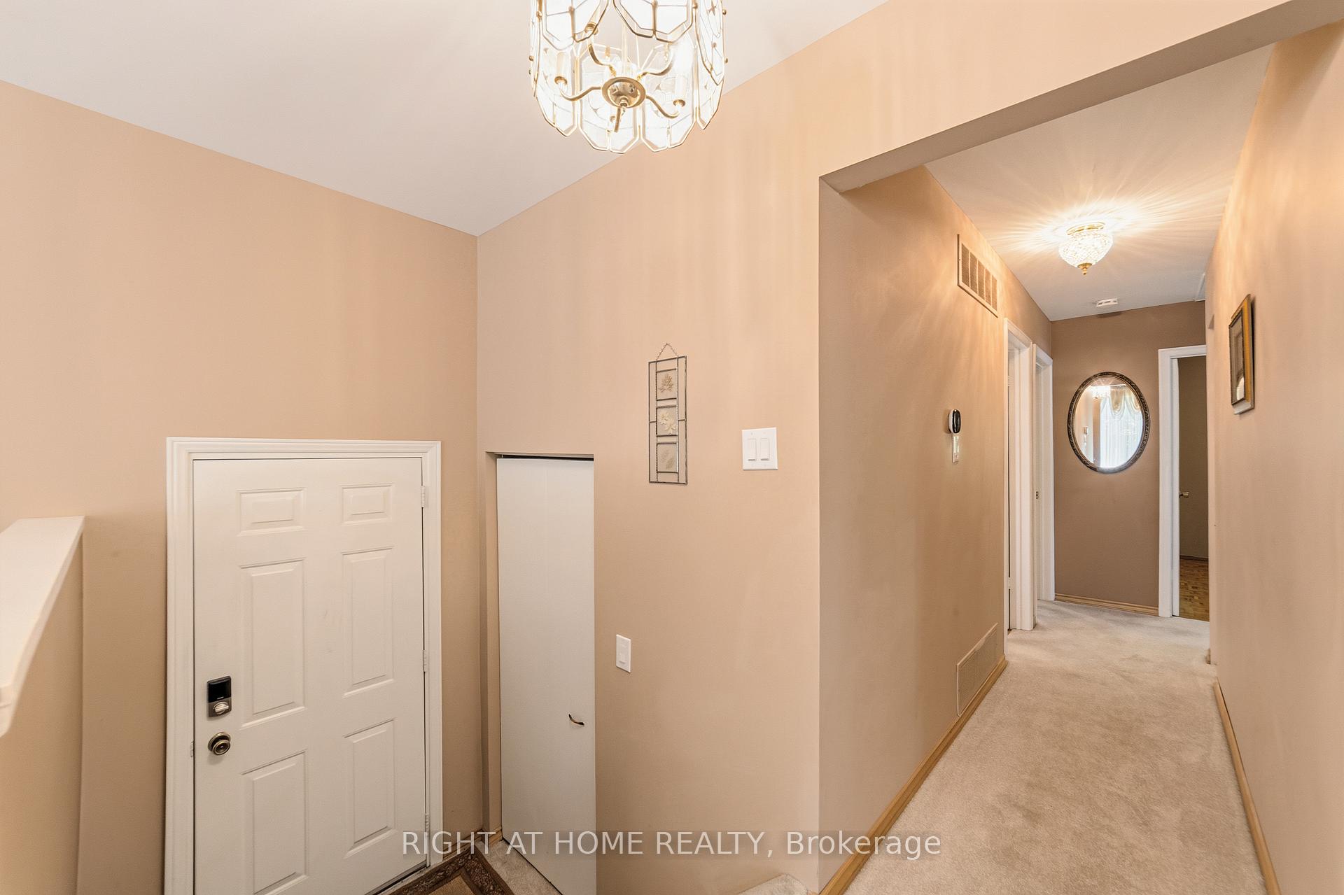 Photo 10 of 450 Brigadoon Drive, Hamilton, Gourley — HOMEH