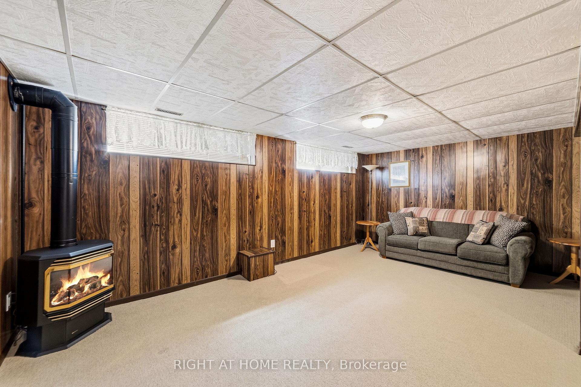 Photo 32 of 450 Brigadoon Drive, Hamilton, Gourley — HOMEH