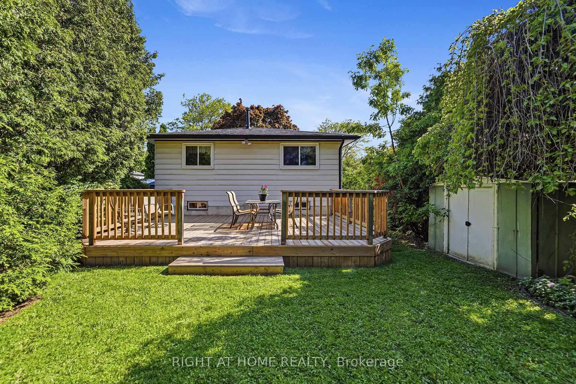 Photo 36 of 450 Brigadoon Drive, Hamilton, Gourley — HOMEH