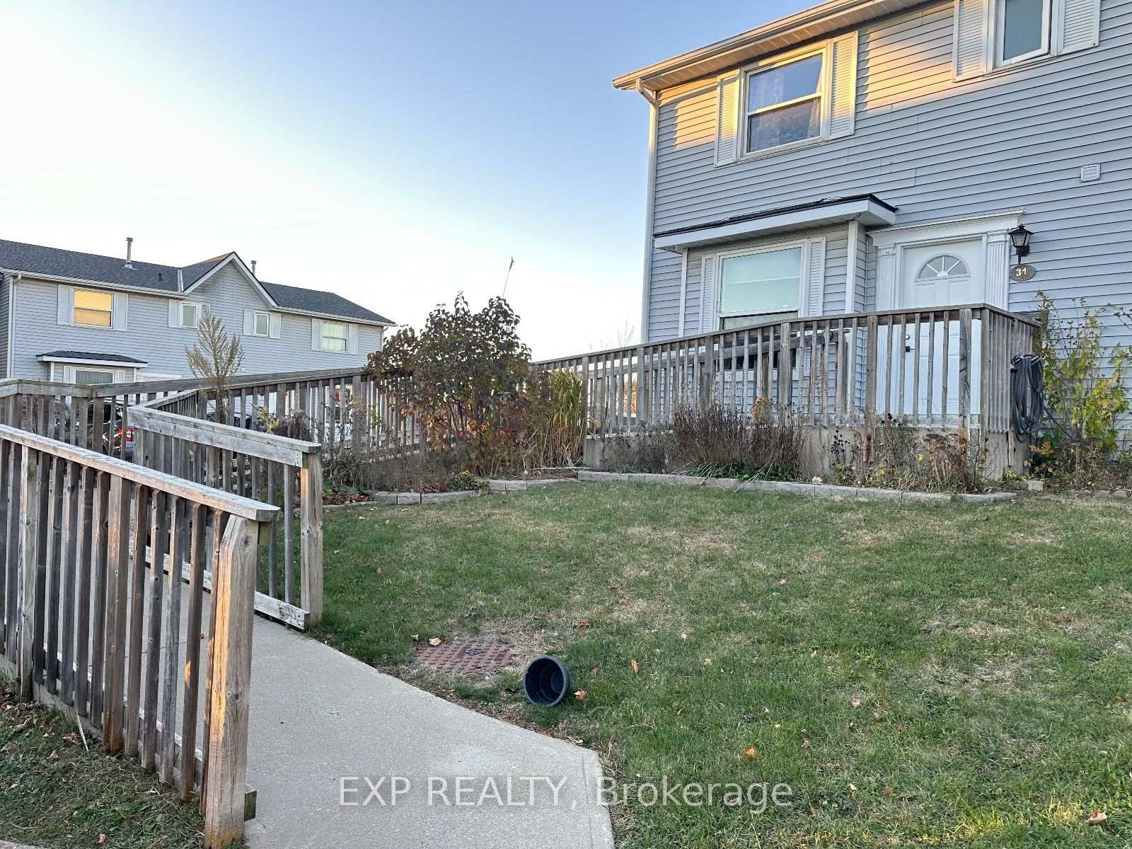 Photo 2 of Unit 31, 265 Williamsburg Road, Kitchener, Laurentian Hills/Country Hills W — HOMEH