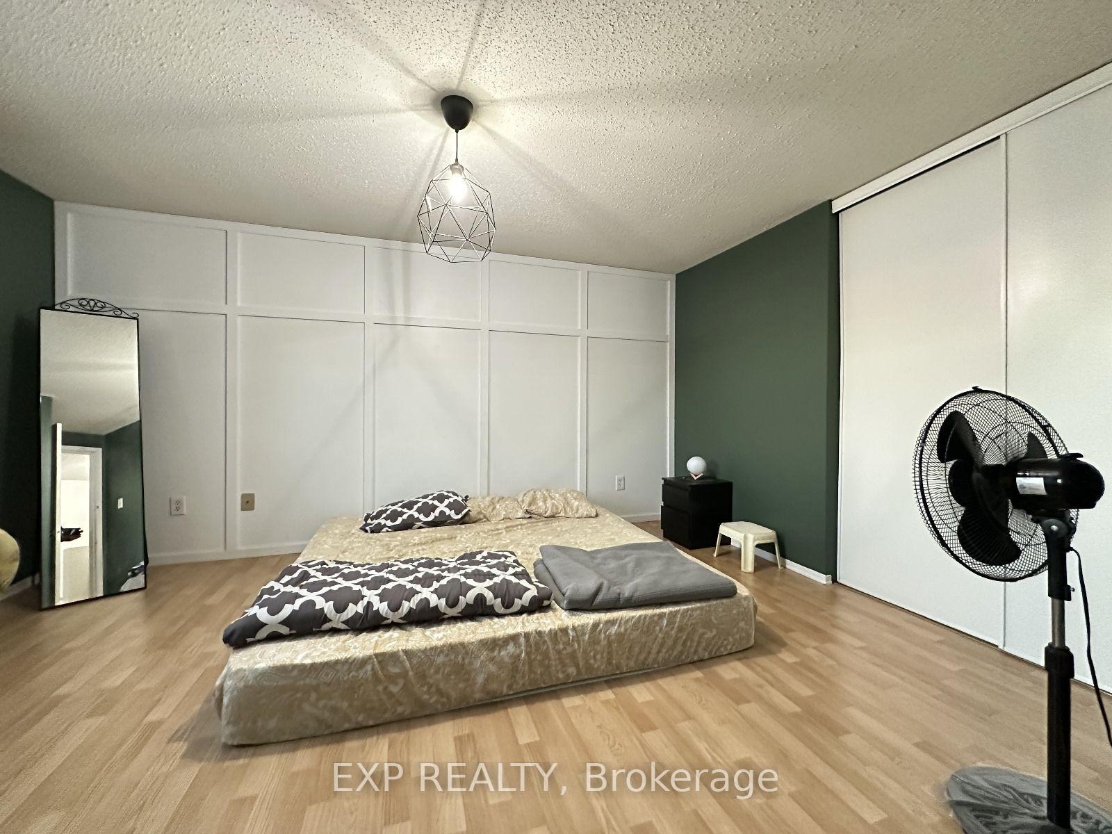 Photo 12 of Unit 31, 265 Williamsburg Road, Kitchener, Laurentian Hills/Country Hills W — HOMEH