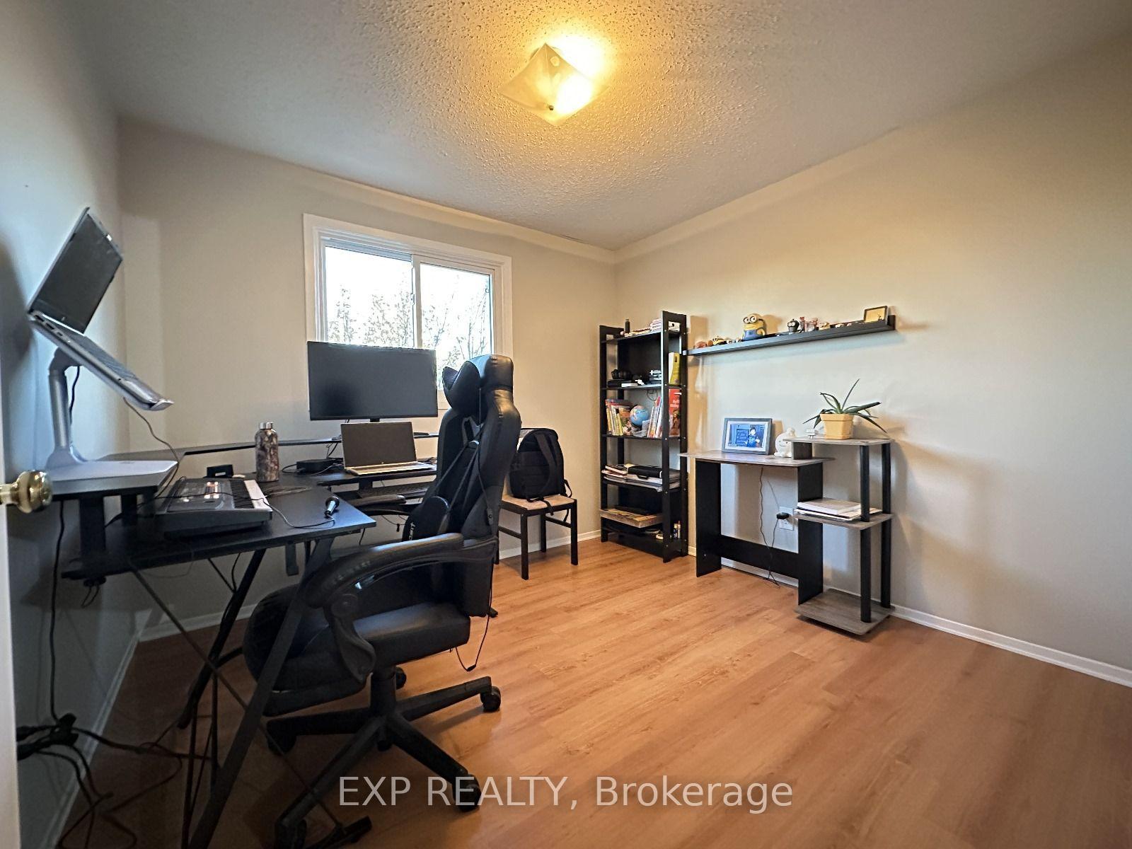 Photo 17 of Unit 31, 265 Williamsburg Road, Kitchener, Laurentian Hills/Country Hills W — HOMEH