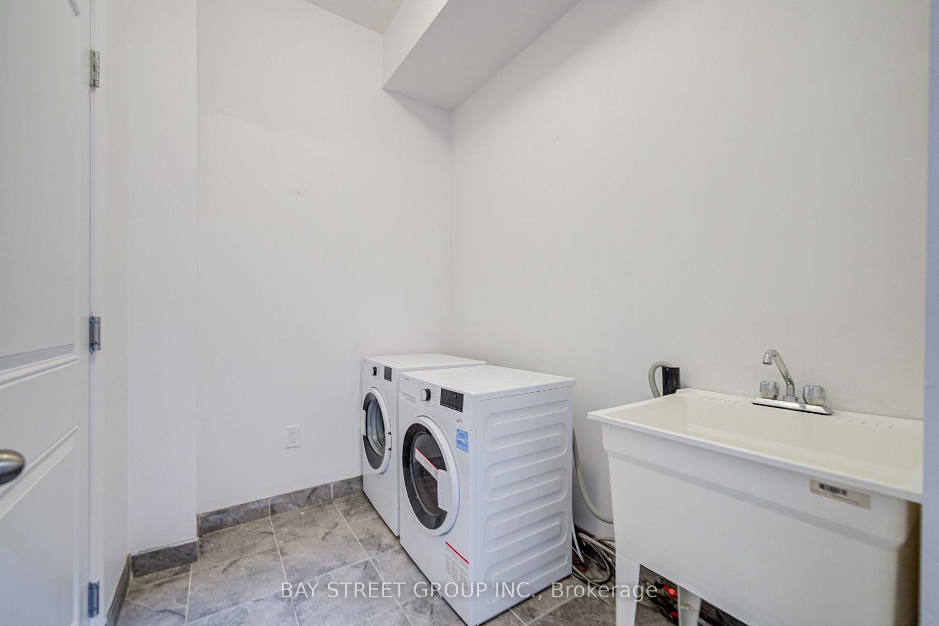 Photo 40 of 10 Elsegood Drive, Guelph, Kortright East — HOMEH