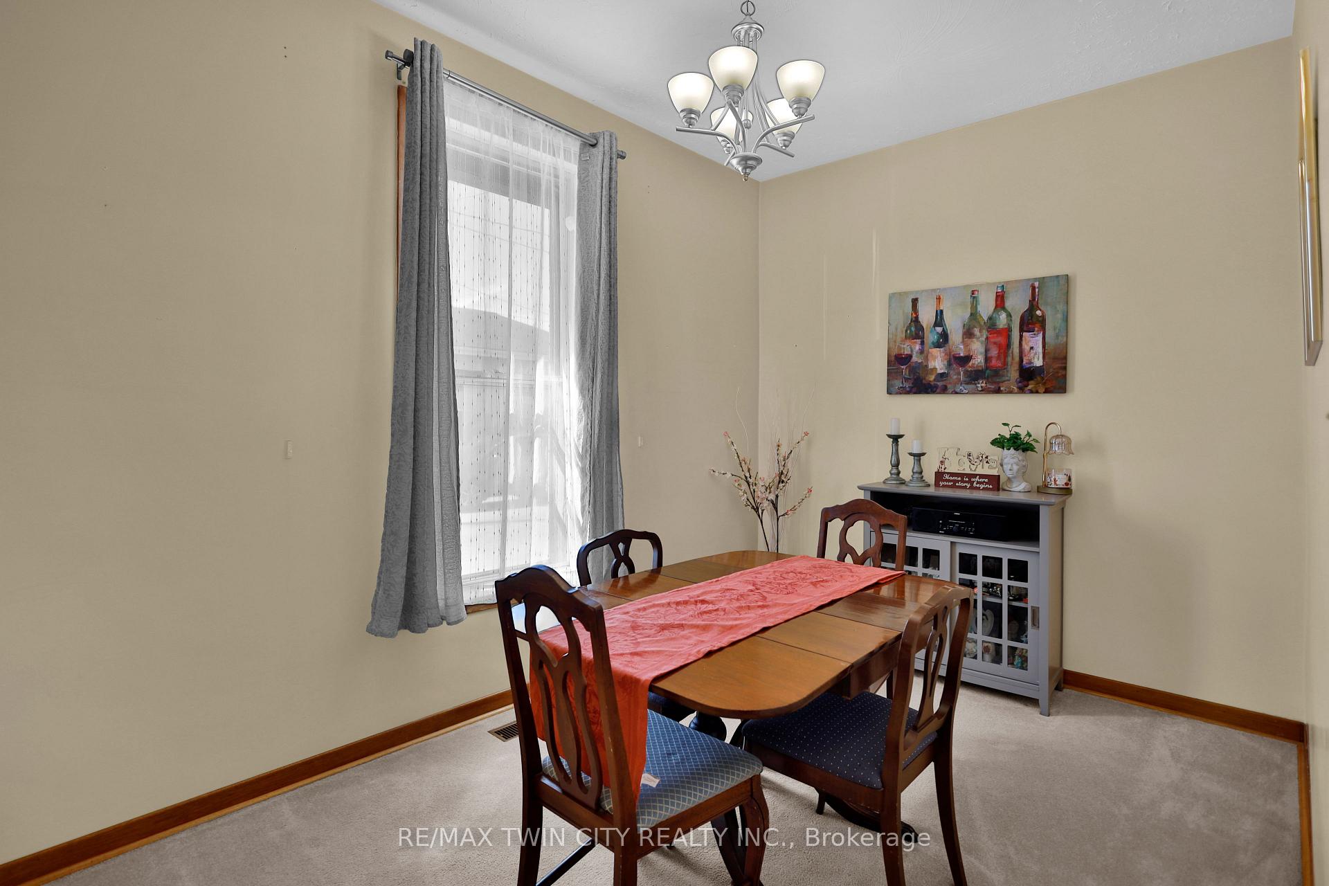 Photo 11 of 7 Halls Avenue, Brantford, Downtown Core — HOMEH