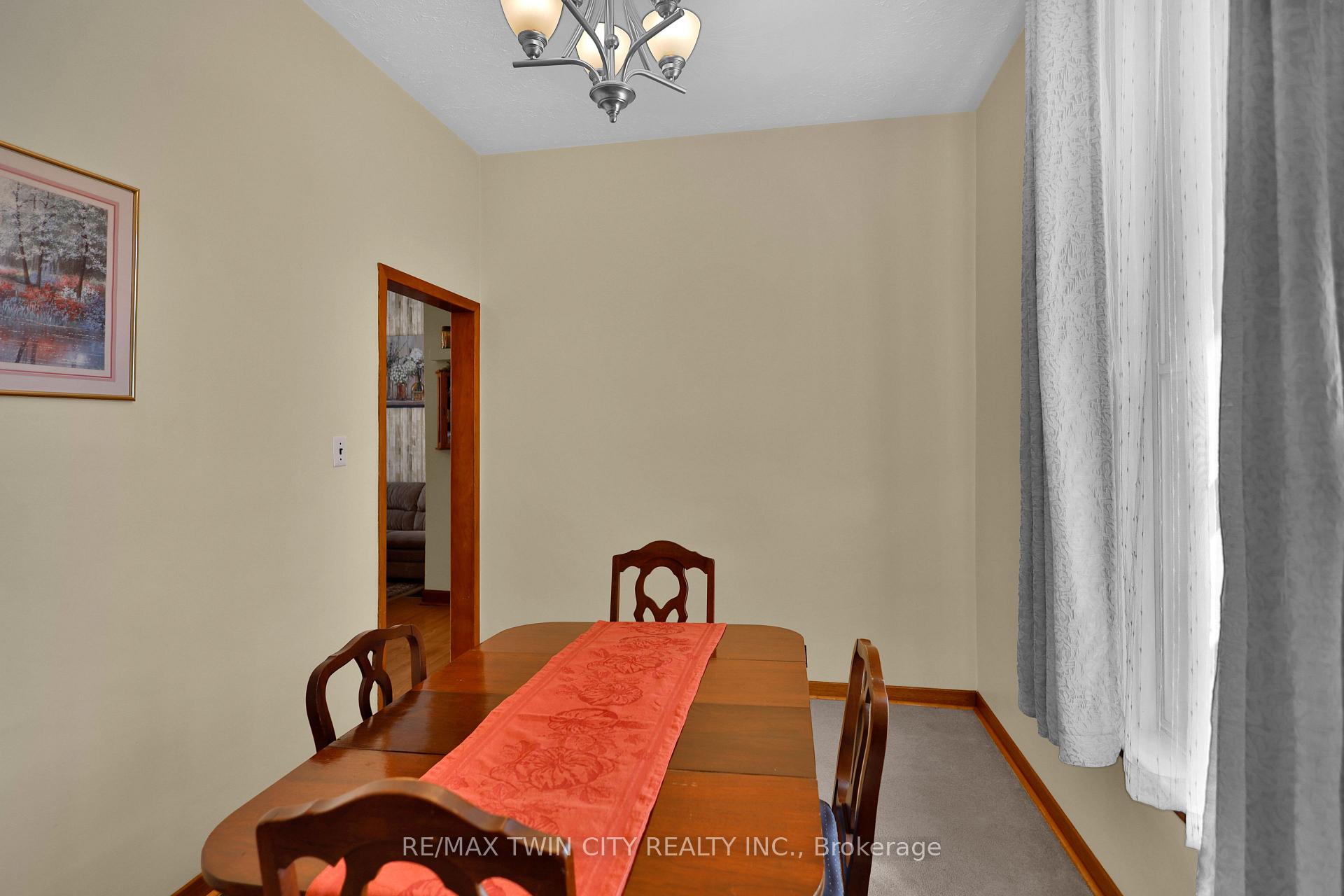 Photo 12 of 7 Halls Avenue, Brantford, Downtown Core — HOMEH