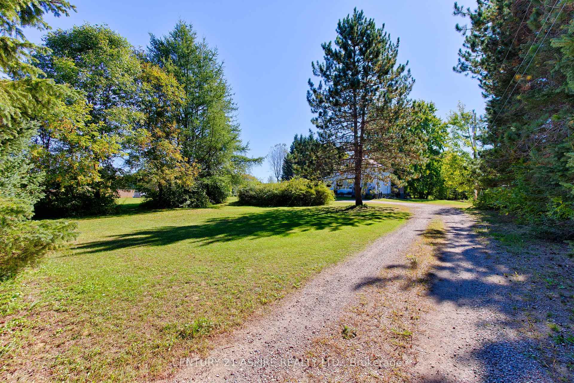 Photo 2 of 1085 Forest Lea Road, Laurentian Valley, Laurentian Valley — HOMEH
